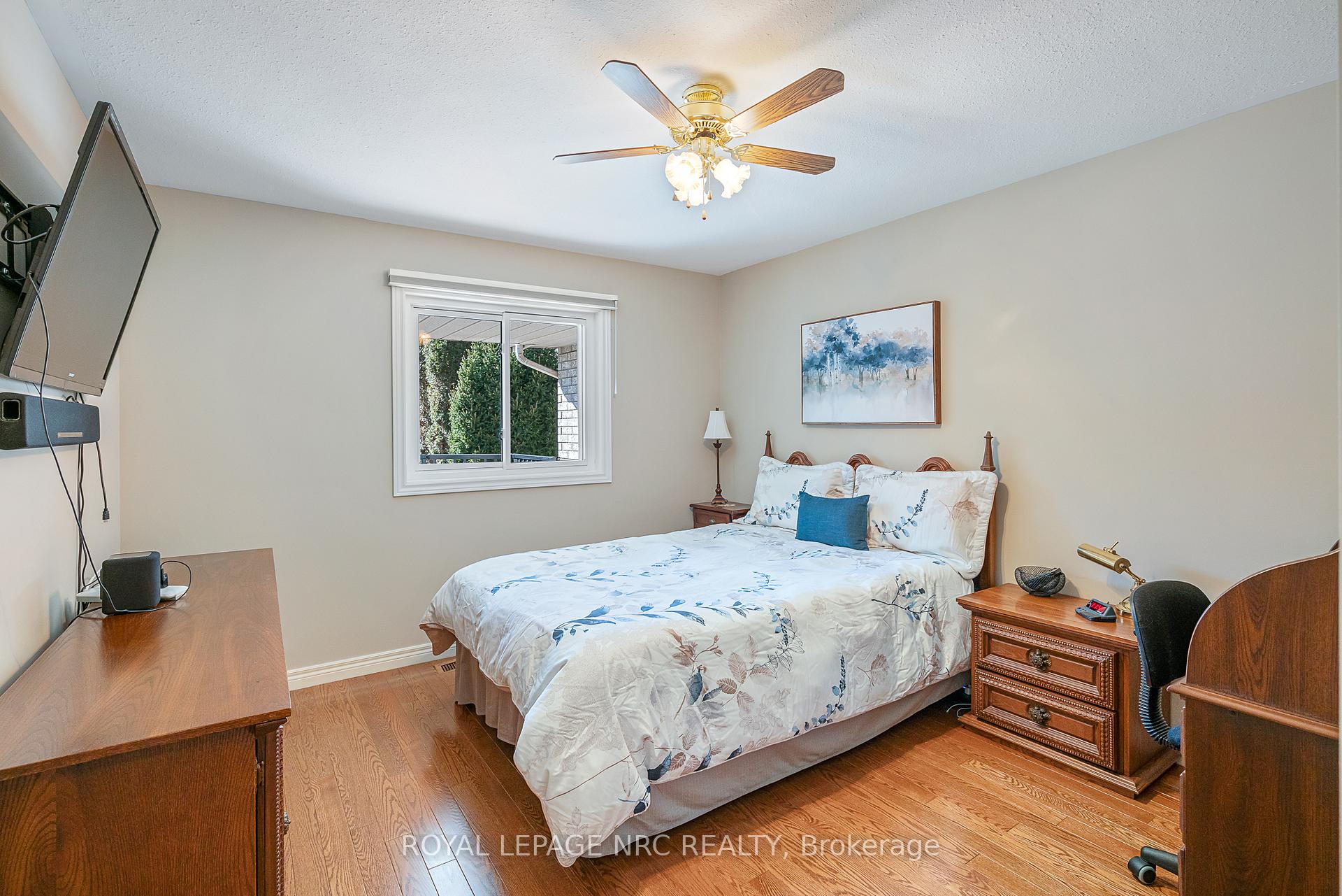 Photo 14 of 26 Stonegate Place, Pelham, Fonthill — HOMEH