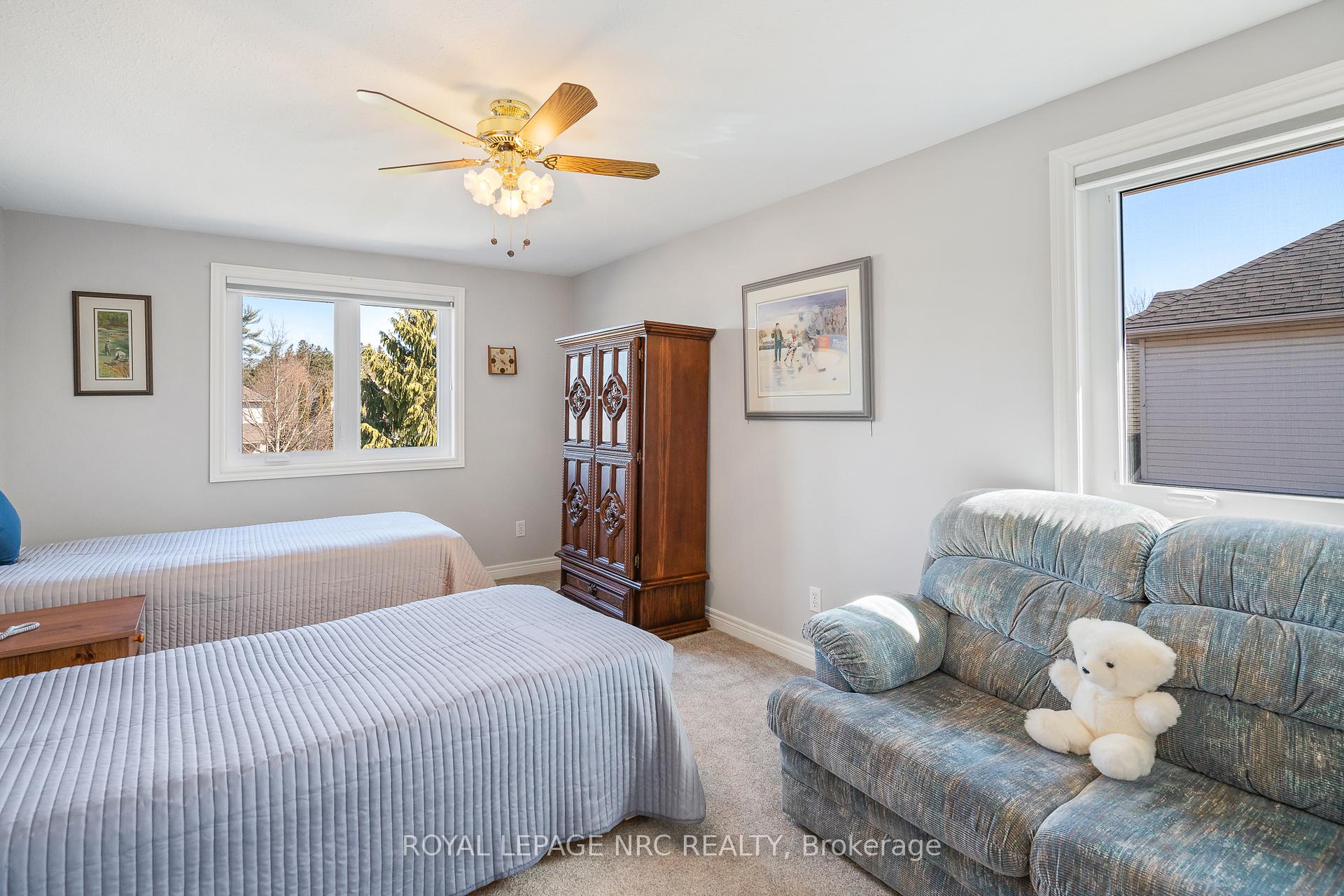 Photo 18 of 26 Stonegate Place, Pelham, Fonthill — HOMEH
