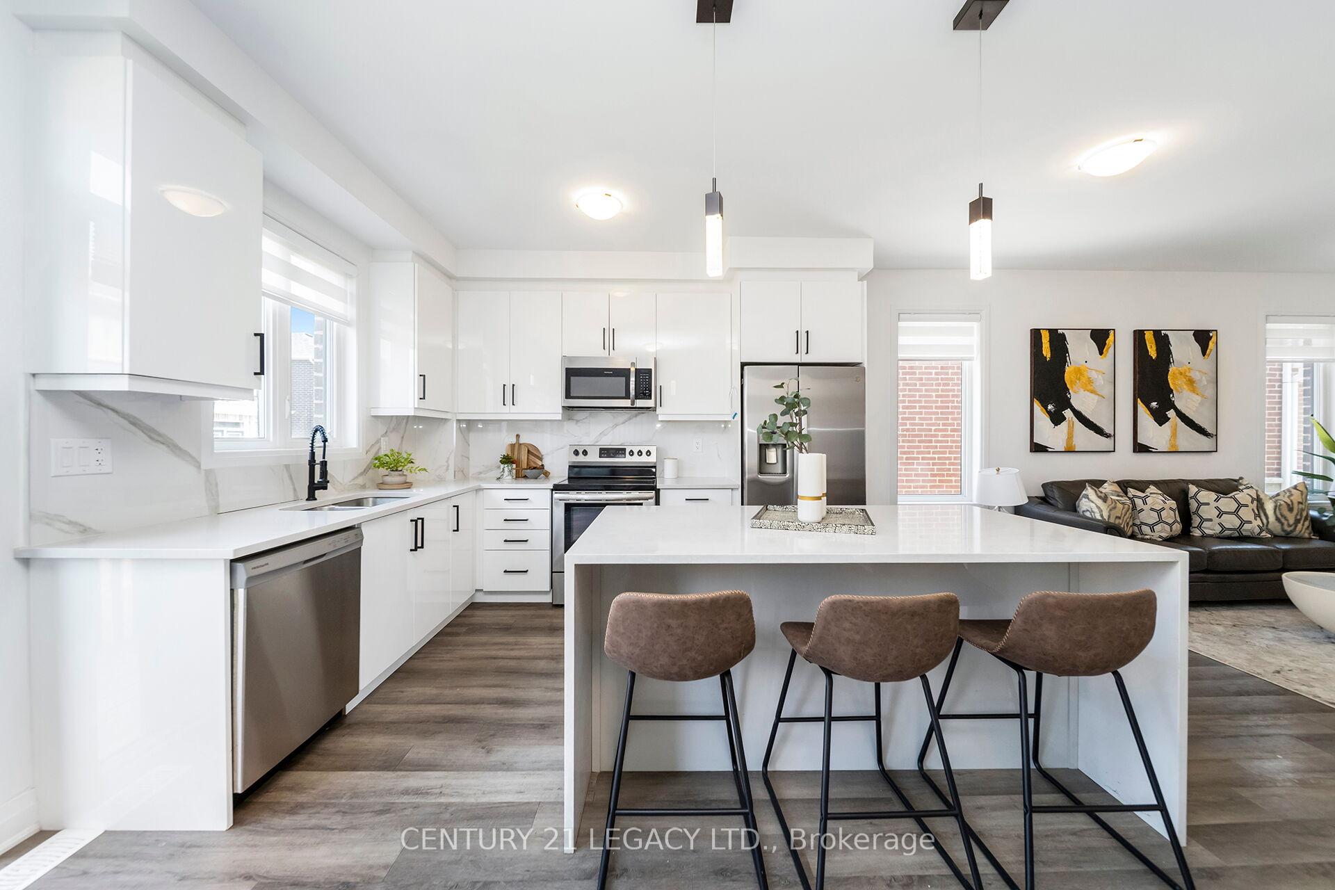 Photo 10 of 1742 Thames Circle, Milton, Bowes — HOMEH