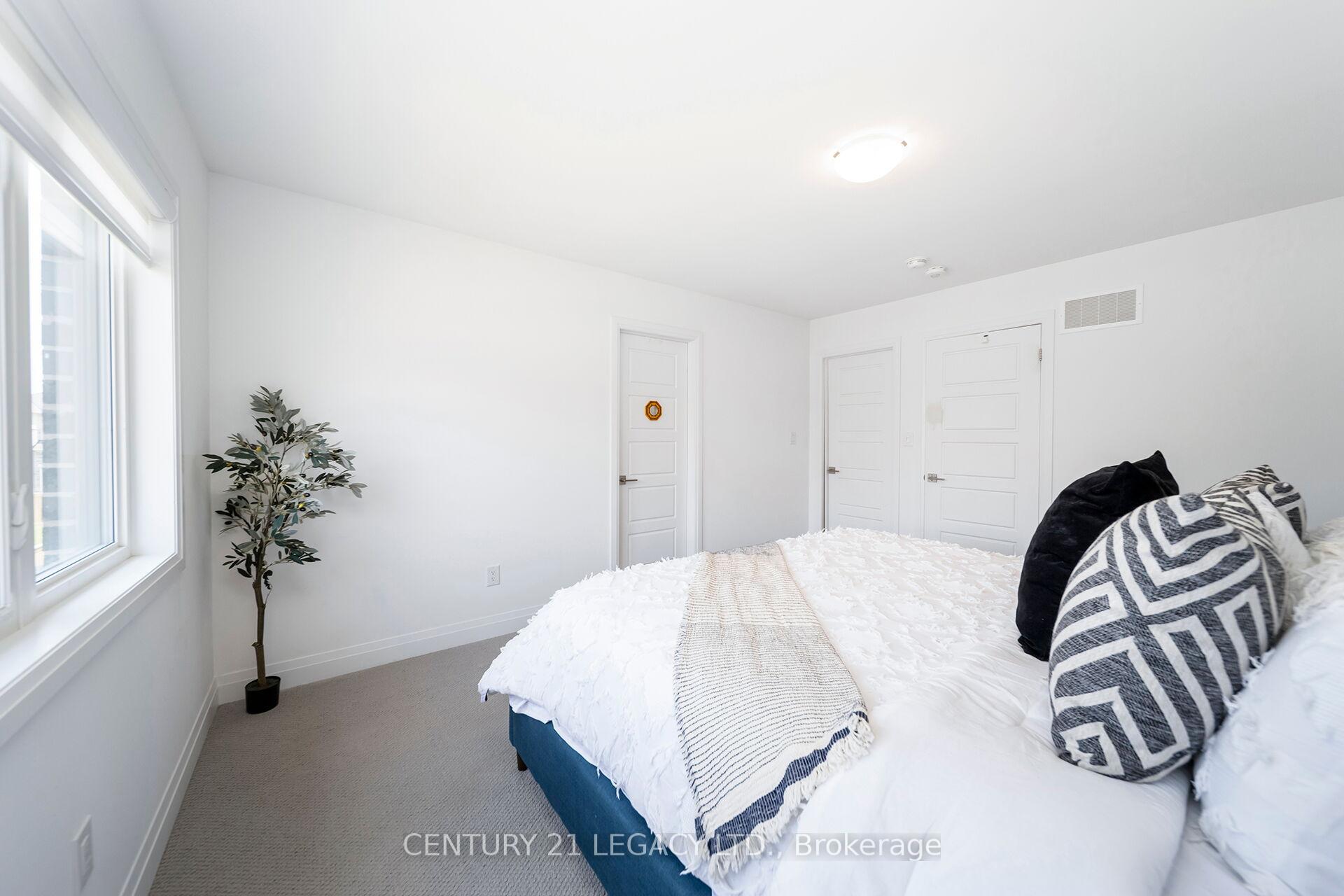 Photo 24 of 1742 Thames Circle, Milton, Bowes — HOMEH