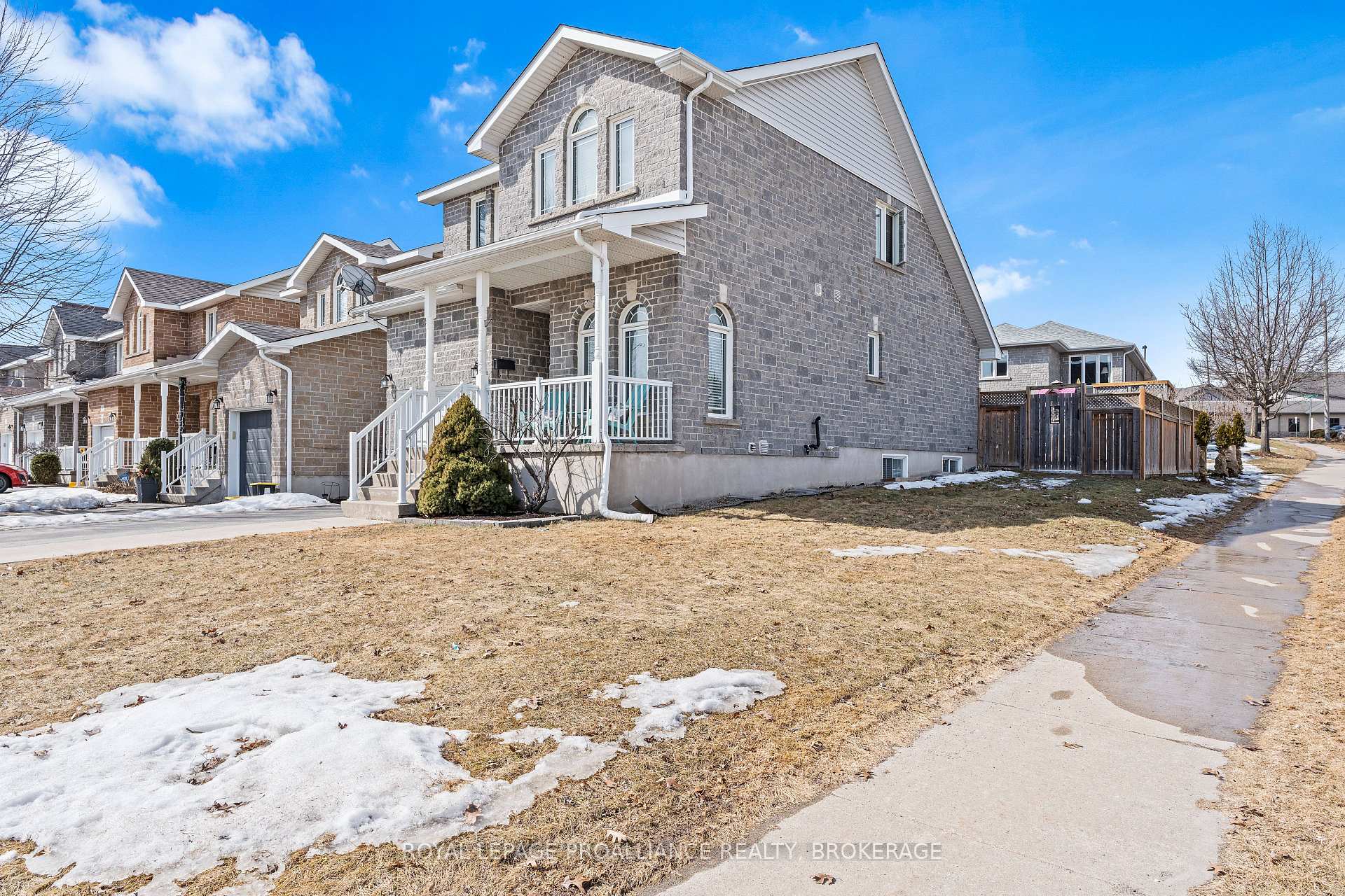 Photo 2 of 1199 Pixley Place, Kingston, East Gardiners Rd — HOMEH