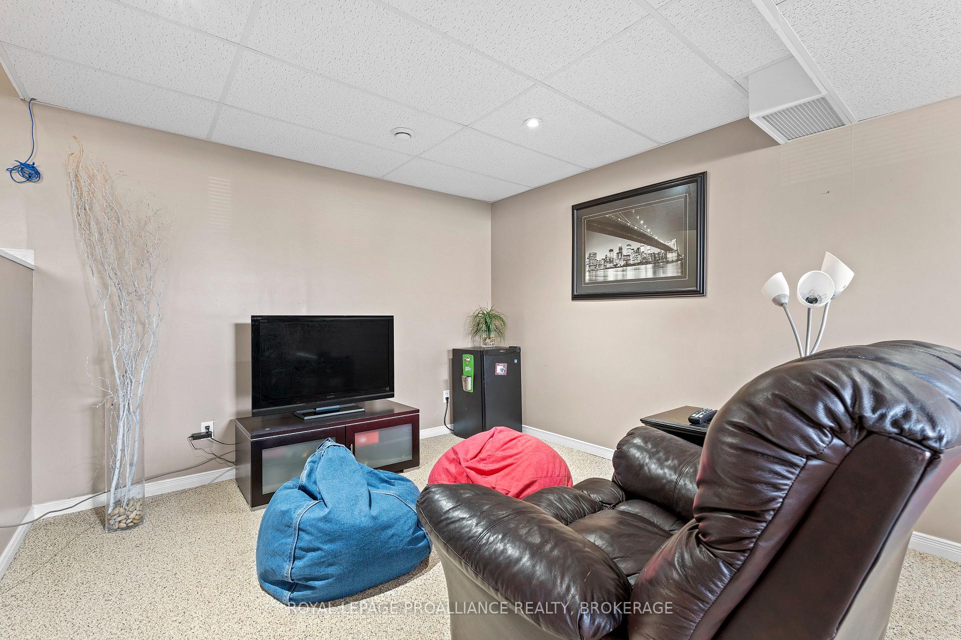 Photo 30 of 1199 Pixley Place, Kingston, East Gardiners Rd — HOMEH