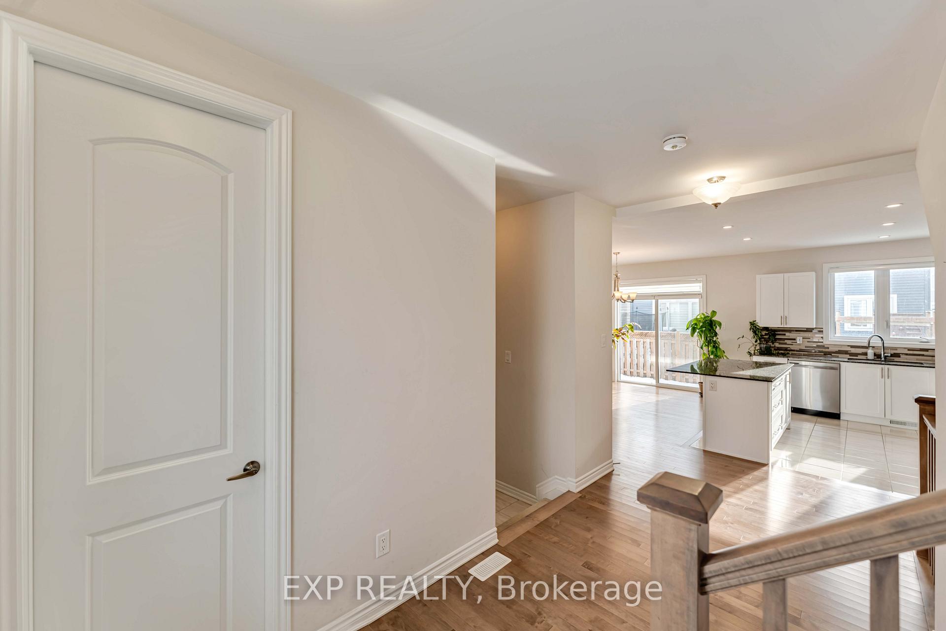 Photo 5 of 170 Aubrais Crescent, Ottawa, Chapel Hill South - Orleans Village — HOMEH