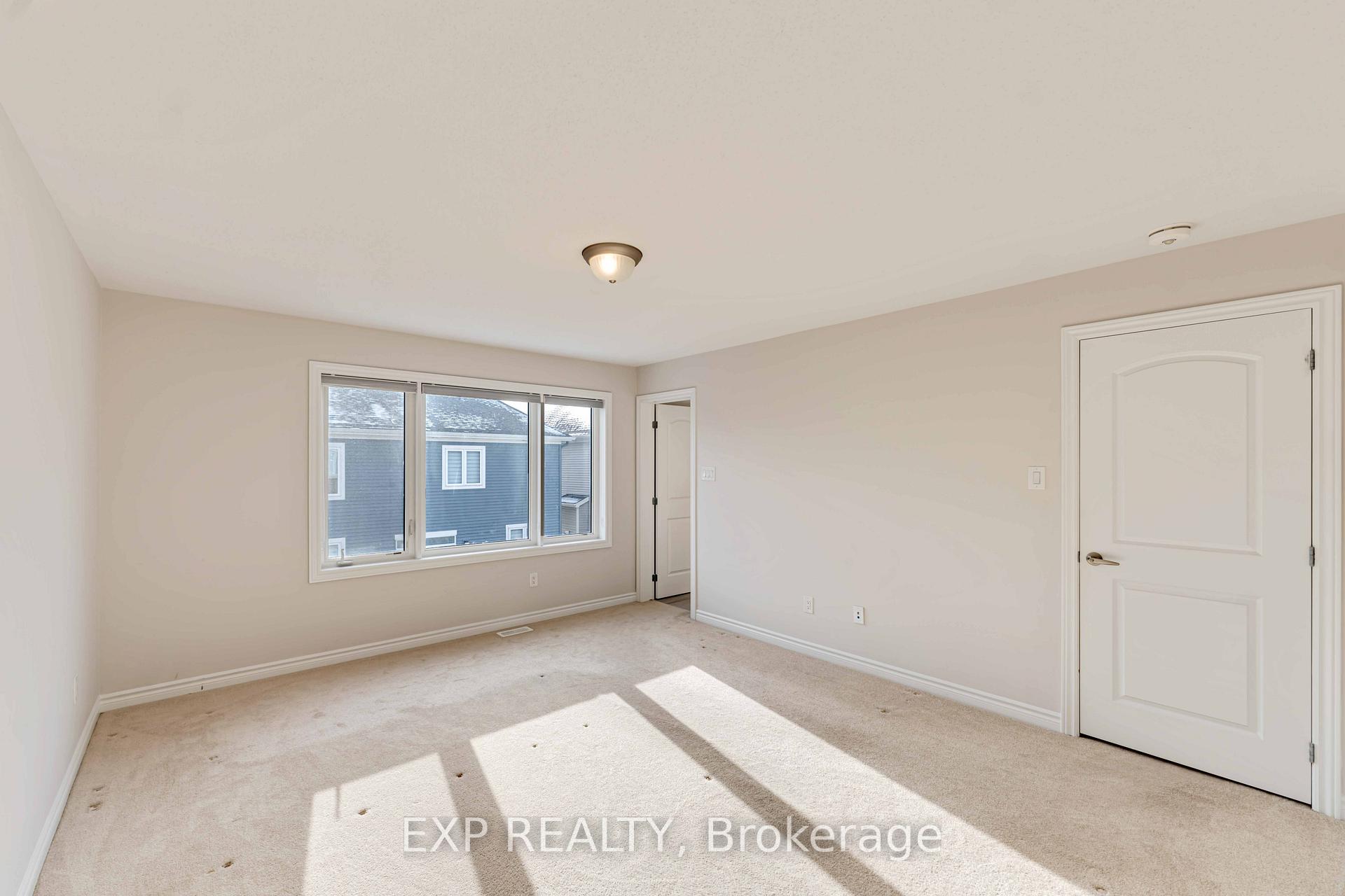 Photo 14 of 170 Aubrais Crescent, Ottawa, Chapel Hill South - Orleans Village — HOMEH