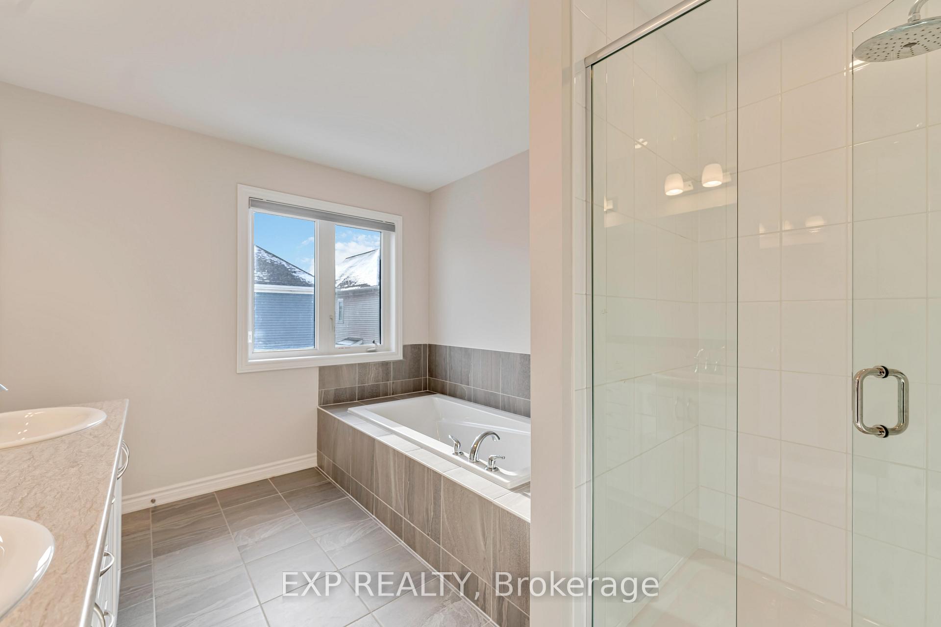 Photo 18 of 170 Aubrais Crescent, Ottawa, Chapel Hill South - Orleans Village — HOMEH