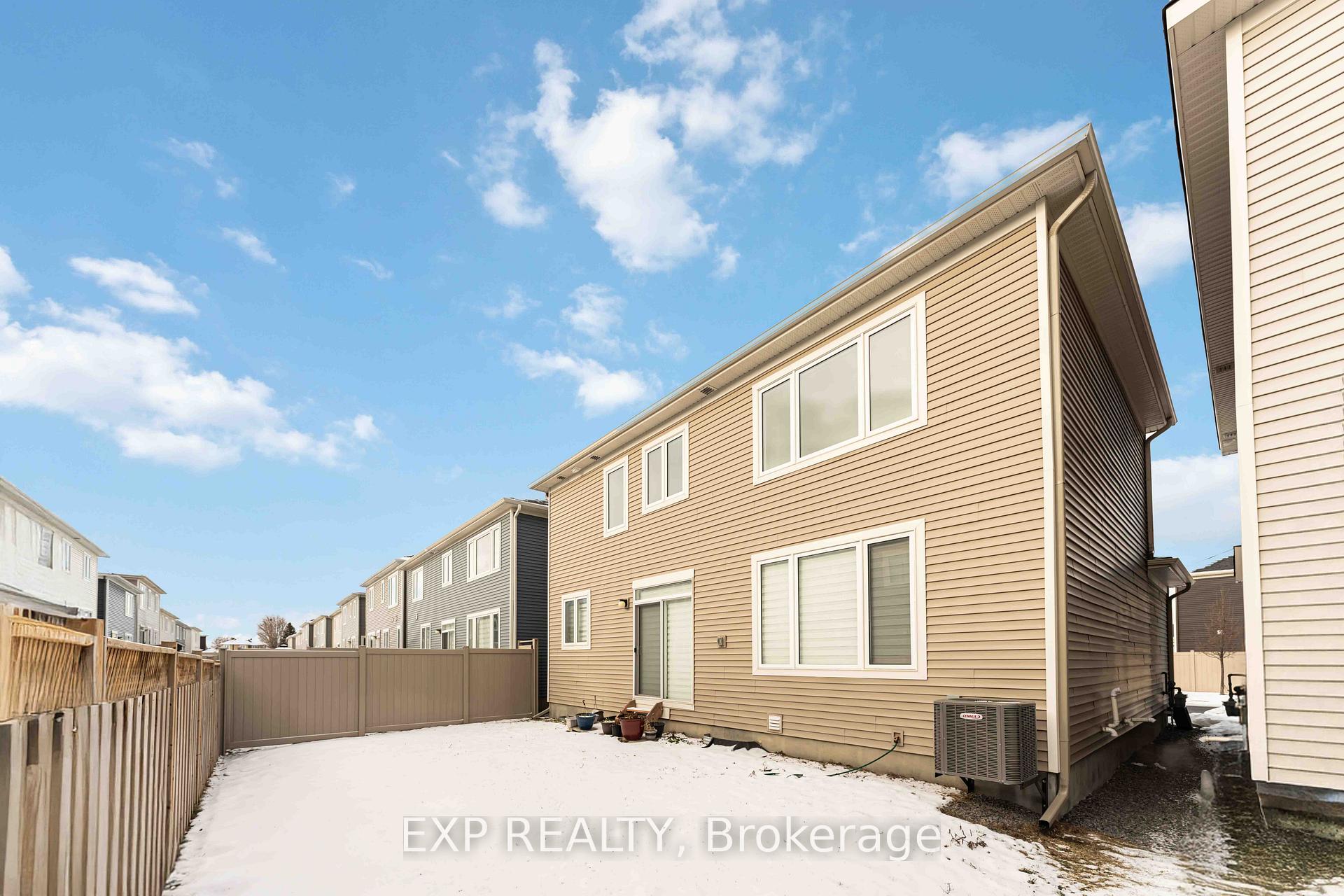 Photo 31 of 170 Aubrais Crescent, Ottawa, Chapel Hill South - Orleans Village — HOMEH