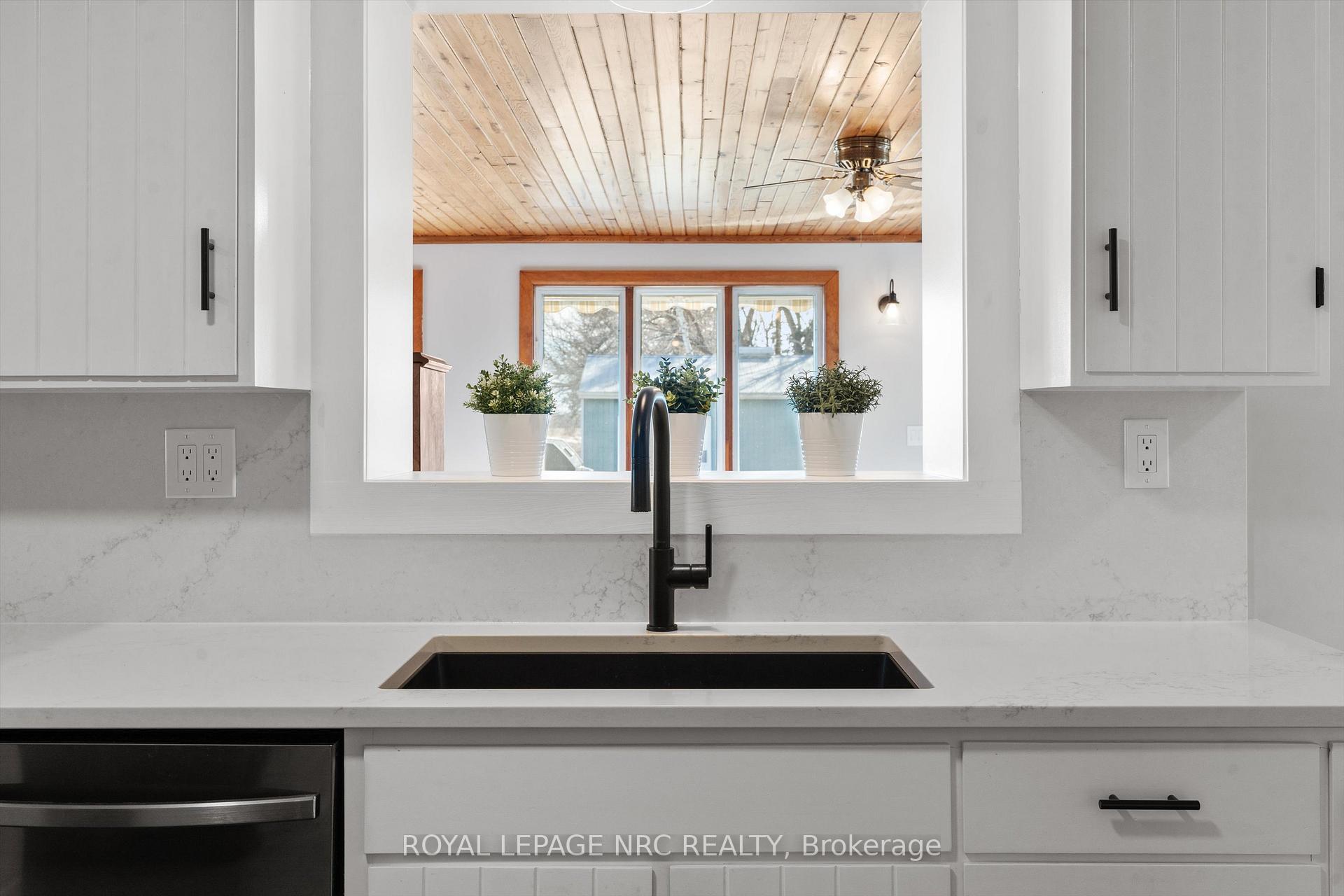 Photo 9 of 322 Foss Road, Pelham, Fenwick — HOMEH