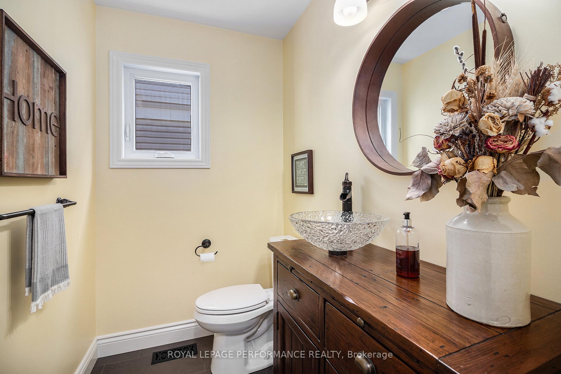 Photo 13 of 887 Bideford Street, Ottawa, Fallingbrook/Ridgemount — HOMEH