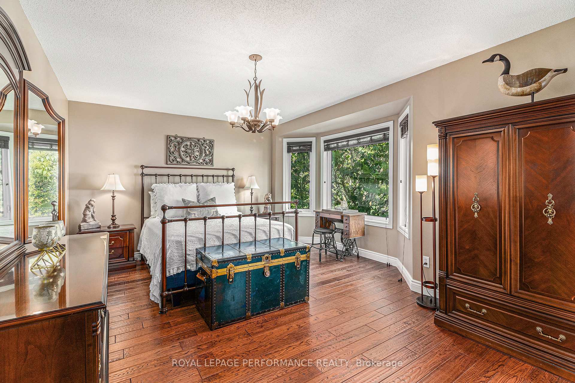 Photo 15 of 887 Bideford Street, Ottawa, Fallingbrook/Ridgemount — HOMEH