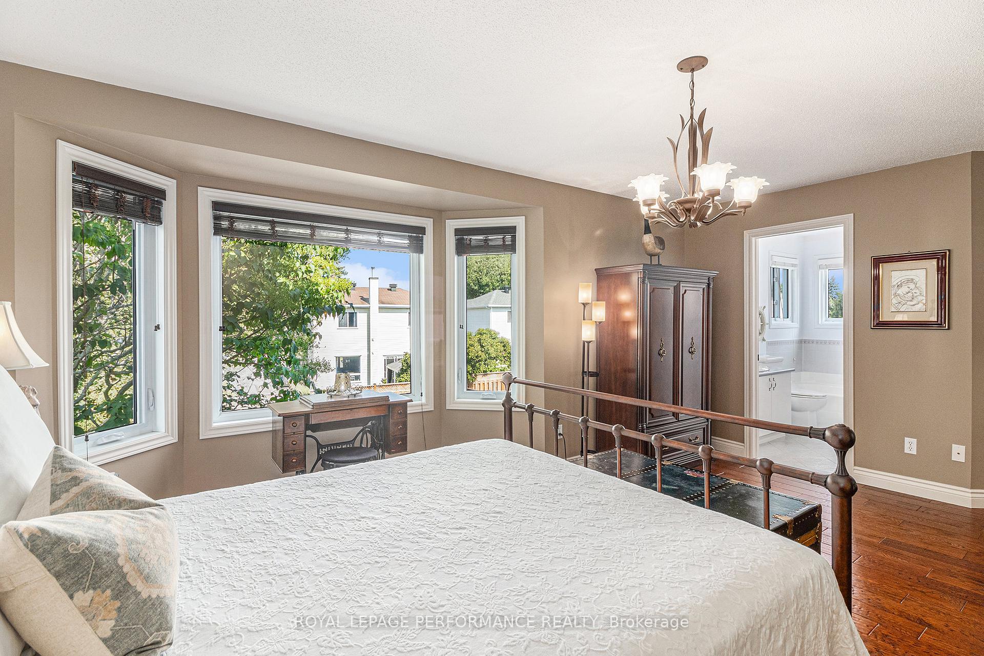 Photo 16 of 887 Bideford Street, Ottawa, Fallingbrook/Ridgemount — HOMEH