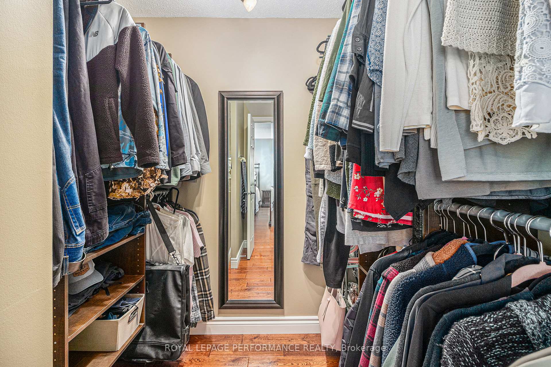 Photo 17 of 887 Bideford Street, Ottawa, Fallingbrook/Ridgemount — HOMEH
