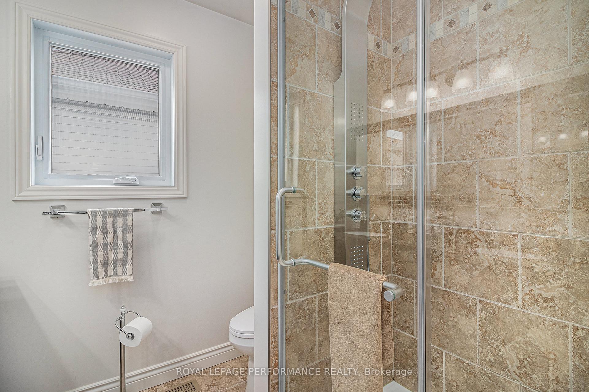 Photo 19 of 887 Bideford Street, Ottawa, Fallingbrook/Ridgemount — HOMEH
