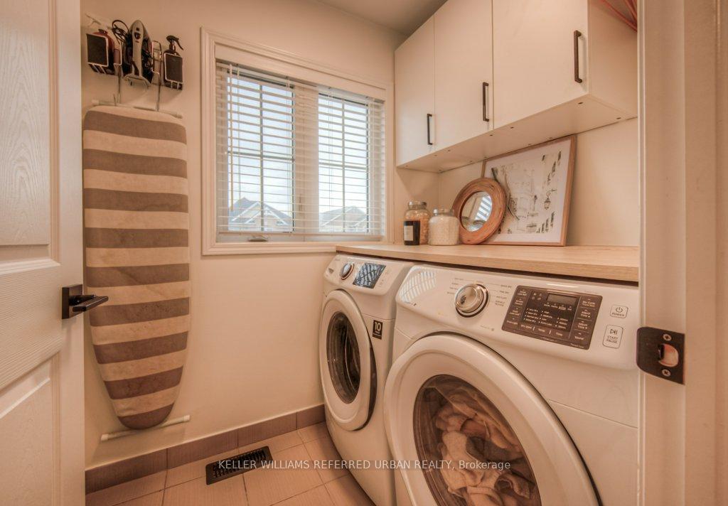 Photo 43 of 1194 Biason Circle, Milton, Willmott — HOMEH