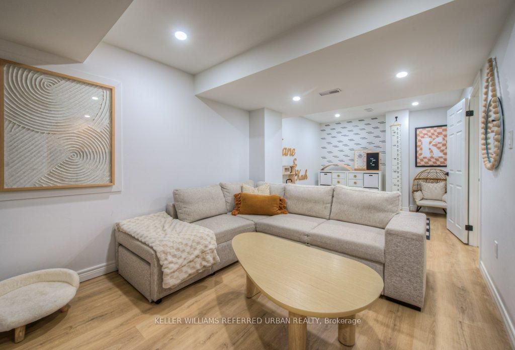 Photo 21 of 1194 Biason Circle, Milton, Willmott — HOMEH