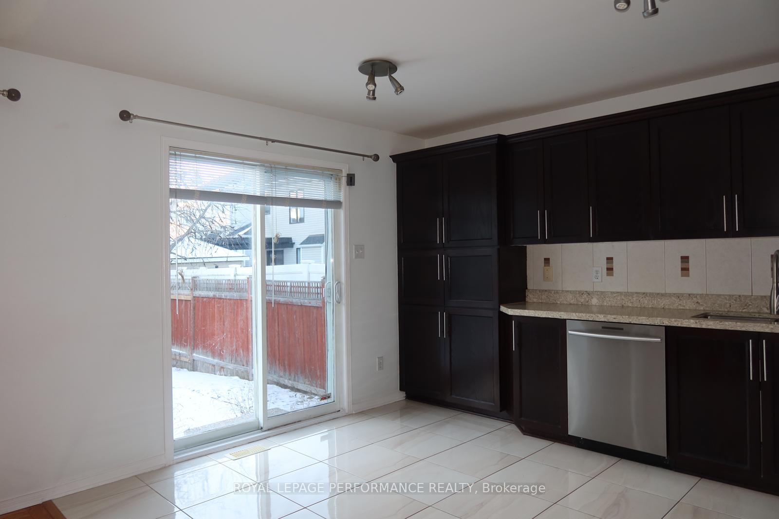 Photo 8 of 2242 Des Grands Champs Way, Ottawa, Chapel Hill South - Orleans Village — HOMEH