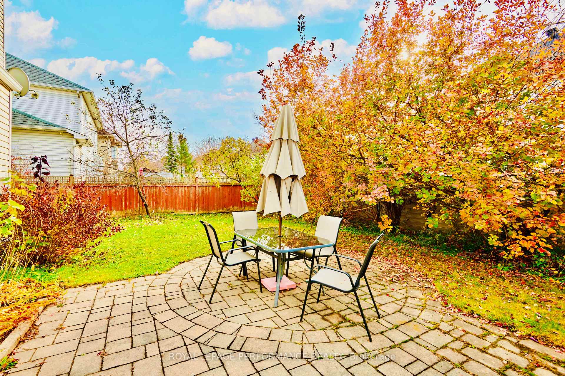 Photo 20 of 2242 Des Grands Champs Way, Ottawa, Chapel Hill South - Orleans Village — HOMEH