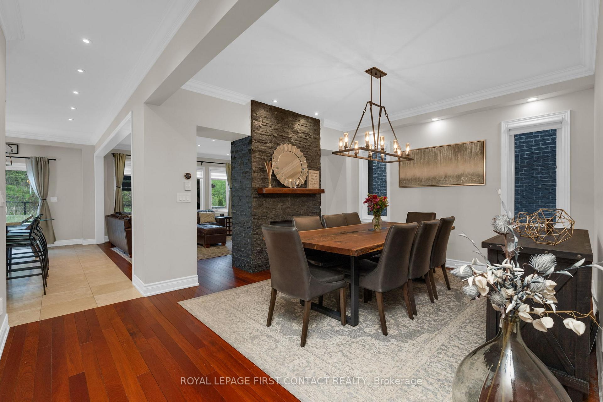 Photo 3 of 798 Prest Way, Newmarket, Woodland Hill — HOMEH
