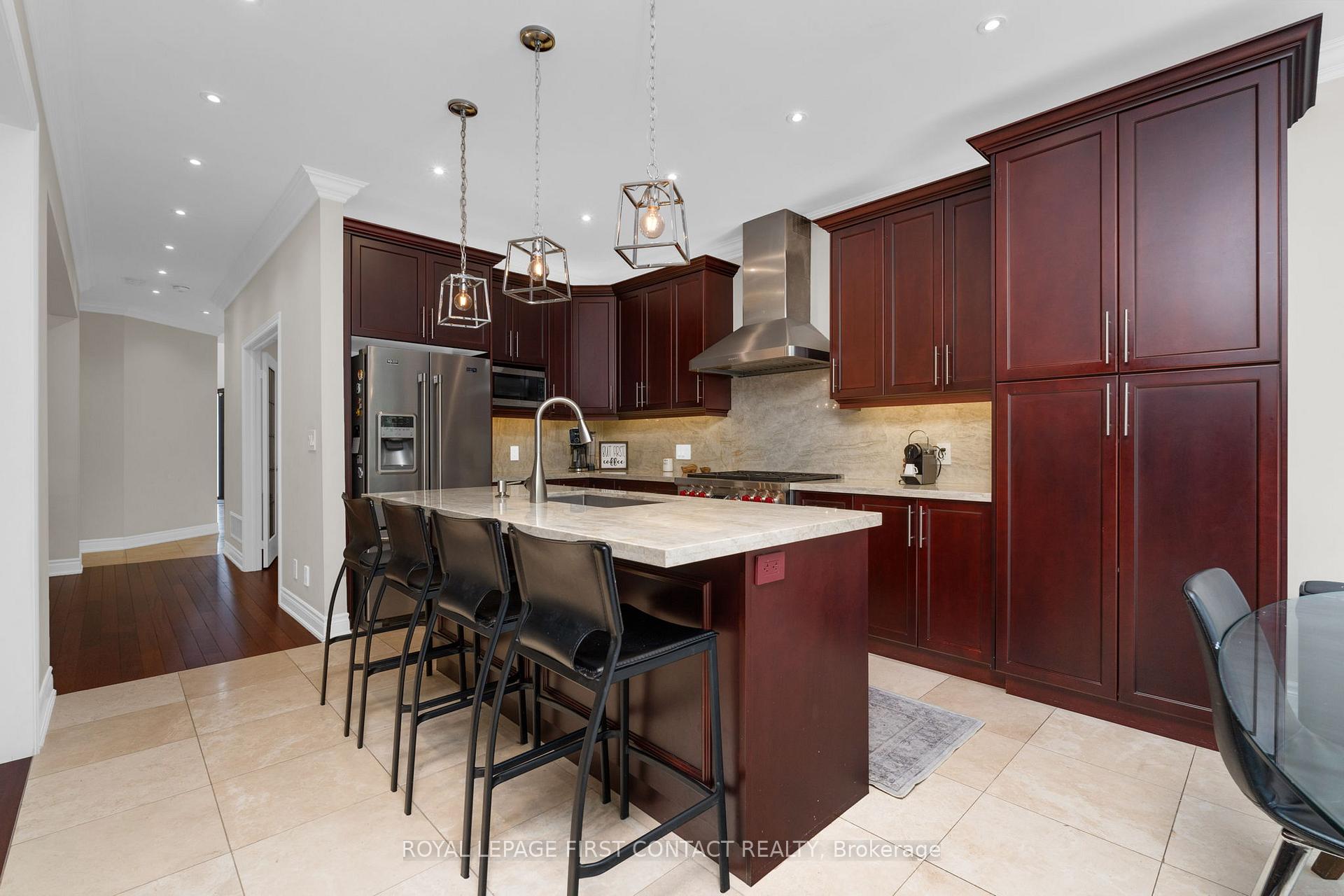 Photo 8 of 798 Prest Way, Newmarket, Woodland Hill — HOMEH