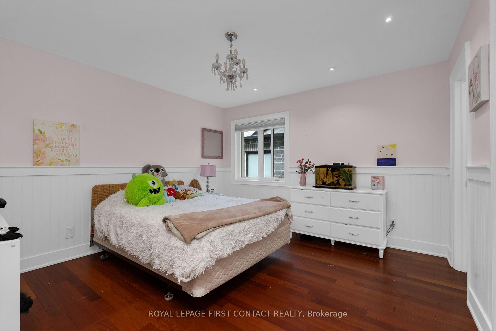 Photo 21 of 798 Prest Way, Newmarket, Woodland Hill — HOMEH