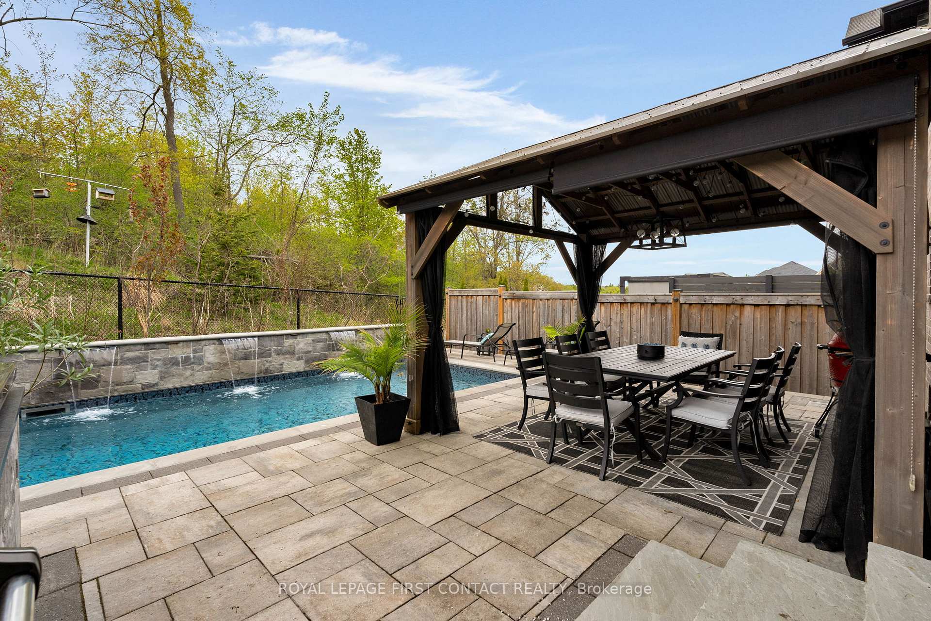 Photo 26 of 798 Prest Way, Newmarket, Woodland Hill — HOMEH