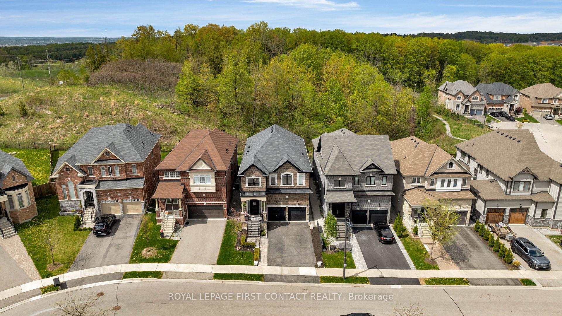 Photo 32 of 798 Prest Way, Newmarket, Woodland Hill — HOMEH
