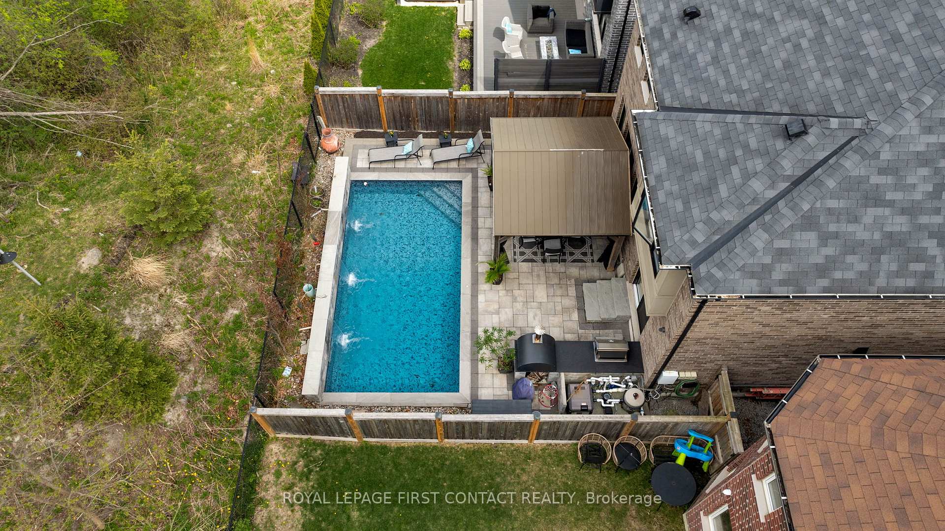 Photo 34 of 798 Prest Way, Newmarket, Woodland Hill — HOMEH
