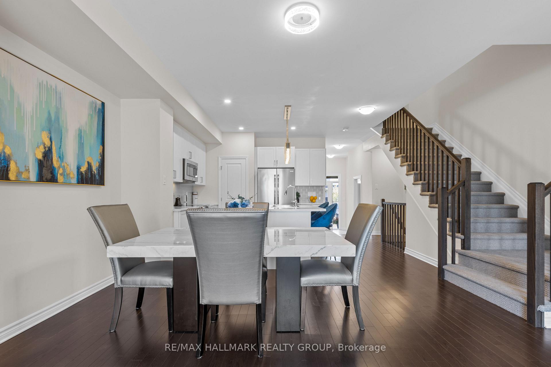 Photo 13 of 948 Socca Crescent, Ottawa, Notting Hill/Summerside — HOMEH