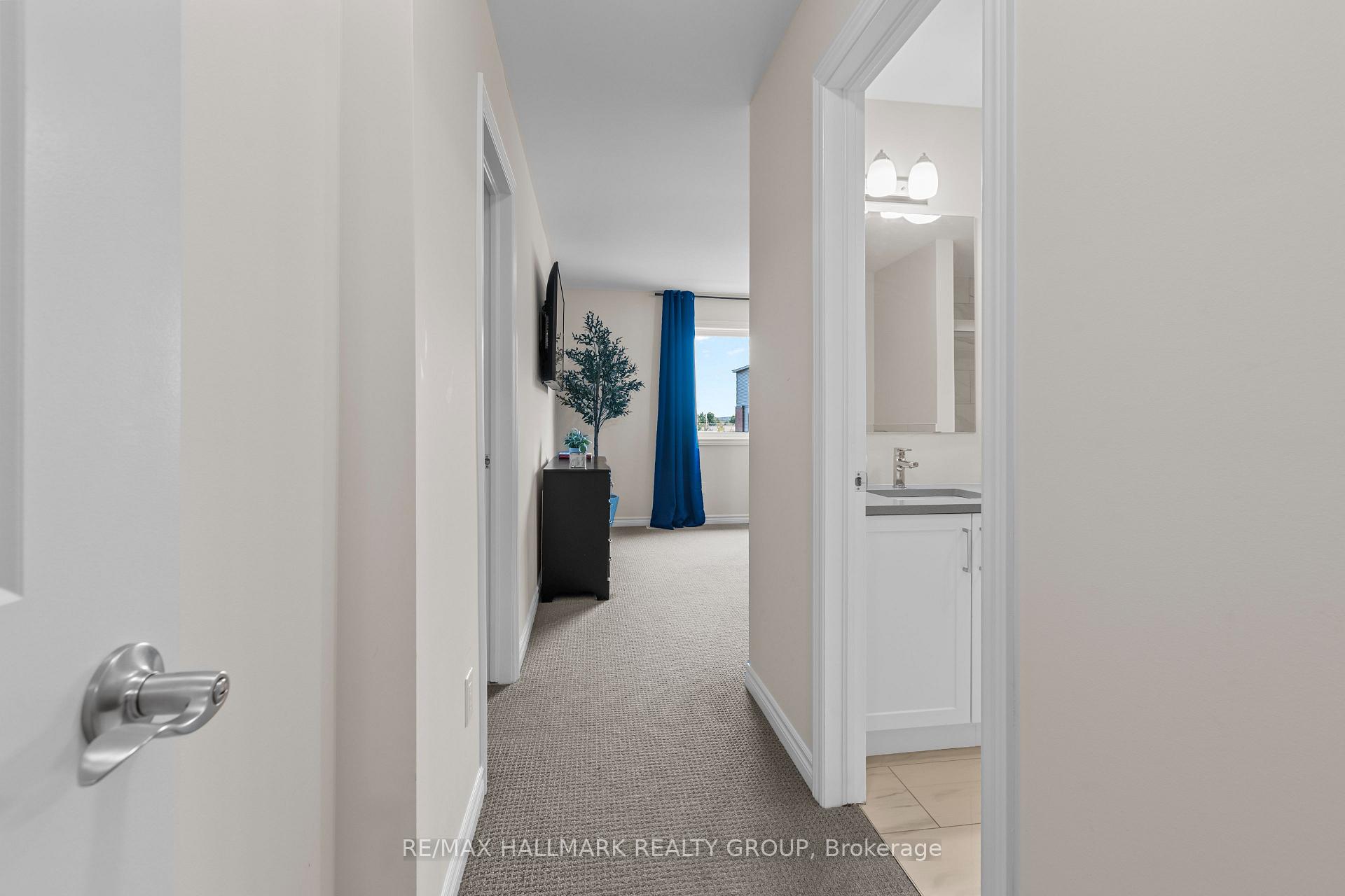 Photo 20 of 948 Socca Crescent, Ottawa, Notting Hill/Summerside — HOMEH