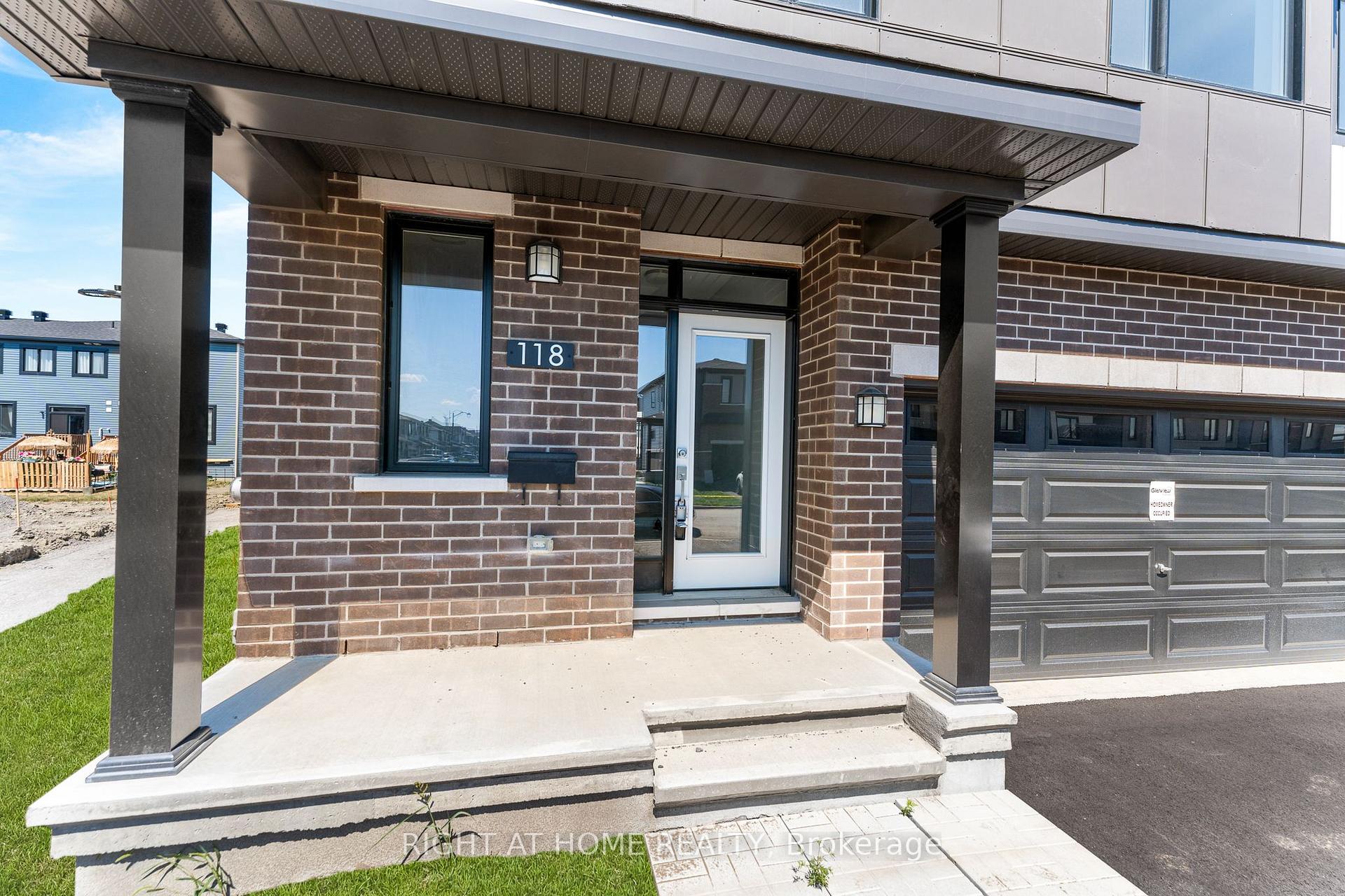 Photo 5 of 118 Lumen Place, Ottawa, Chapel Hill South - Orleans Village — HOMEH