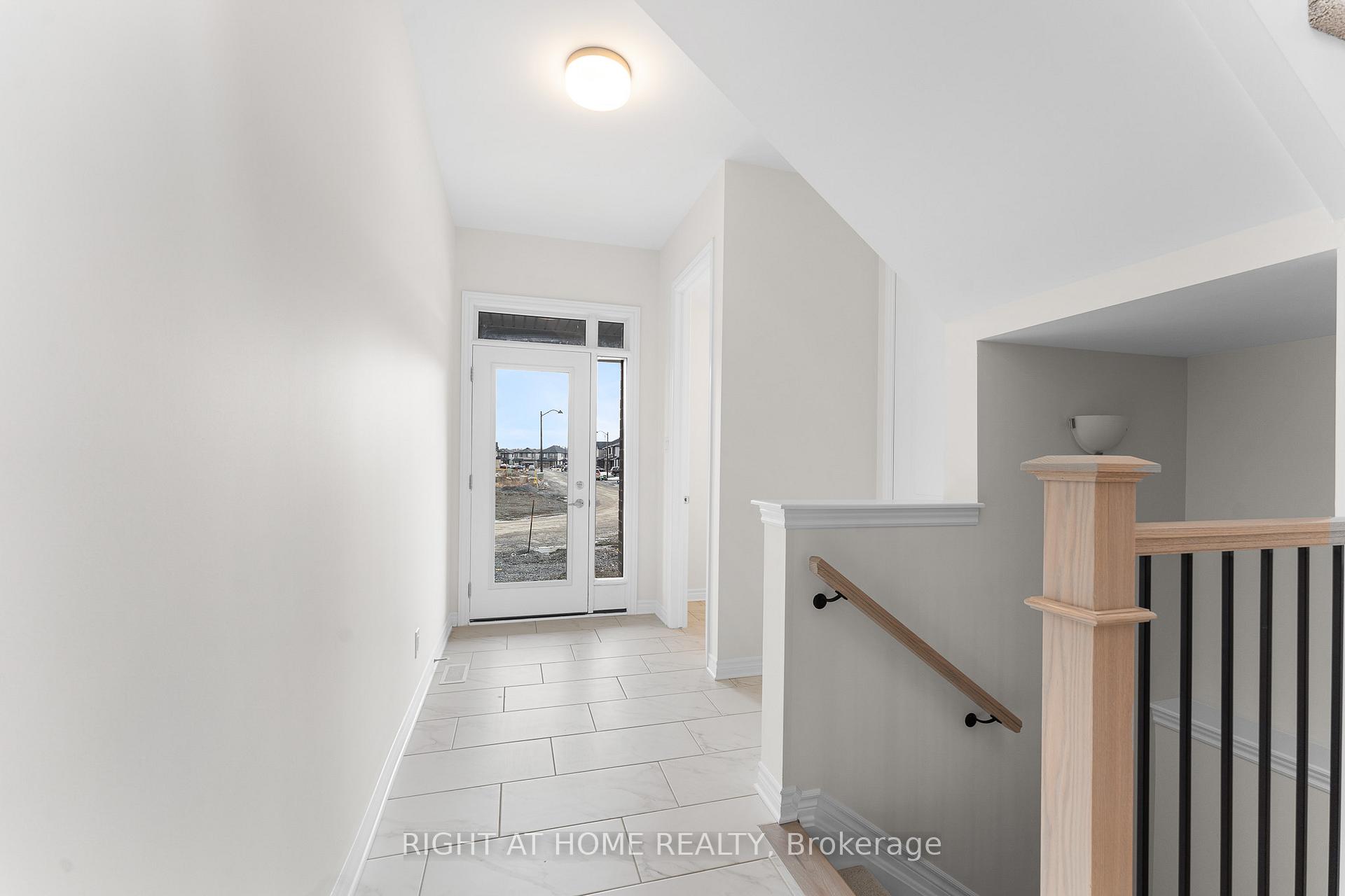 Photo 6 of 118 Lumen Place, Ottawa, Chapel Hill South - Orleans Village — HOMEH