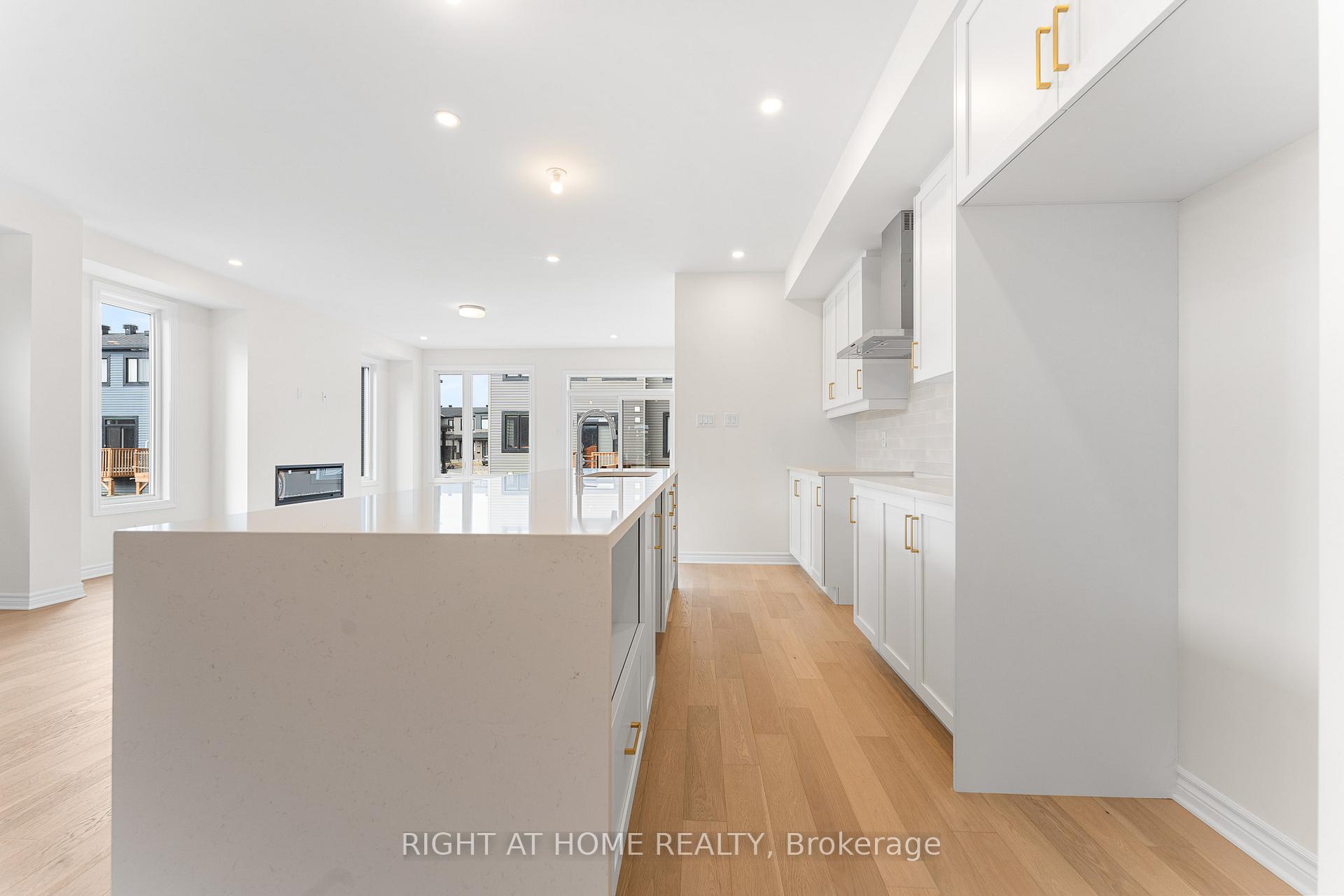 Photo 19 of 118 Lumen Place, Ottawa, Chapel Hill South - Orleans Village — HOMEH