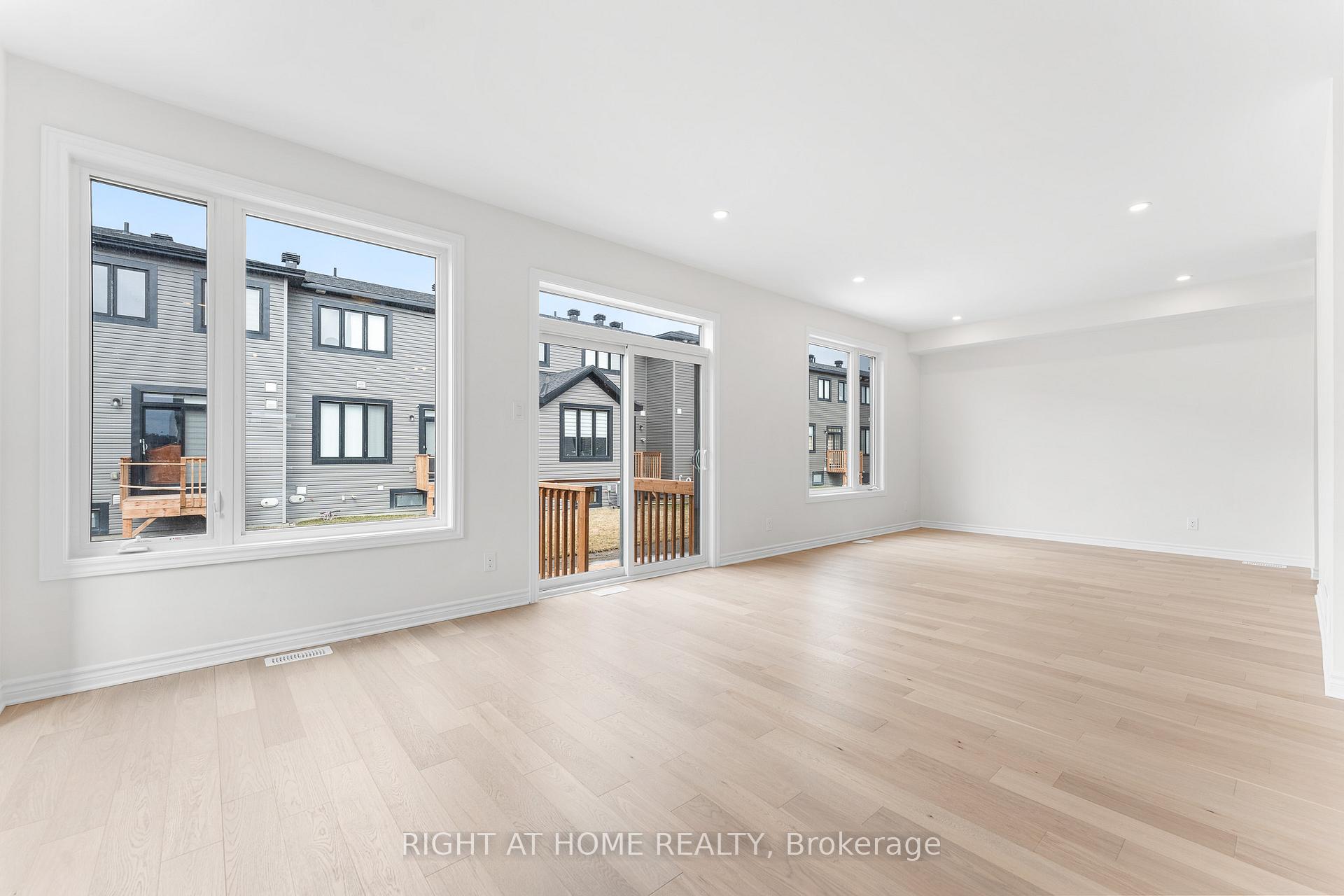 Photo 22 of 118 Lumen Place, Ottawa, Chapel Hill South - Orleans Village — HOMEH