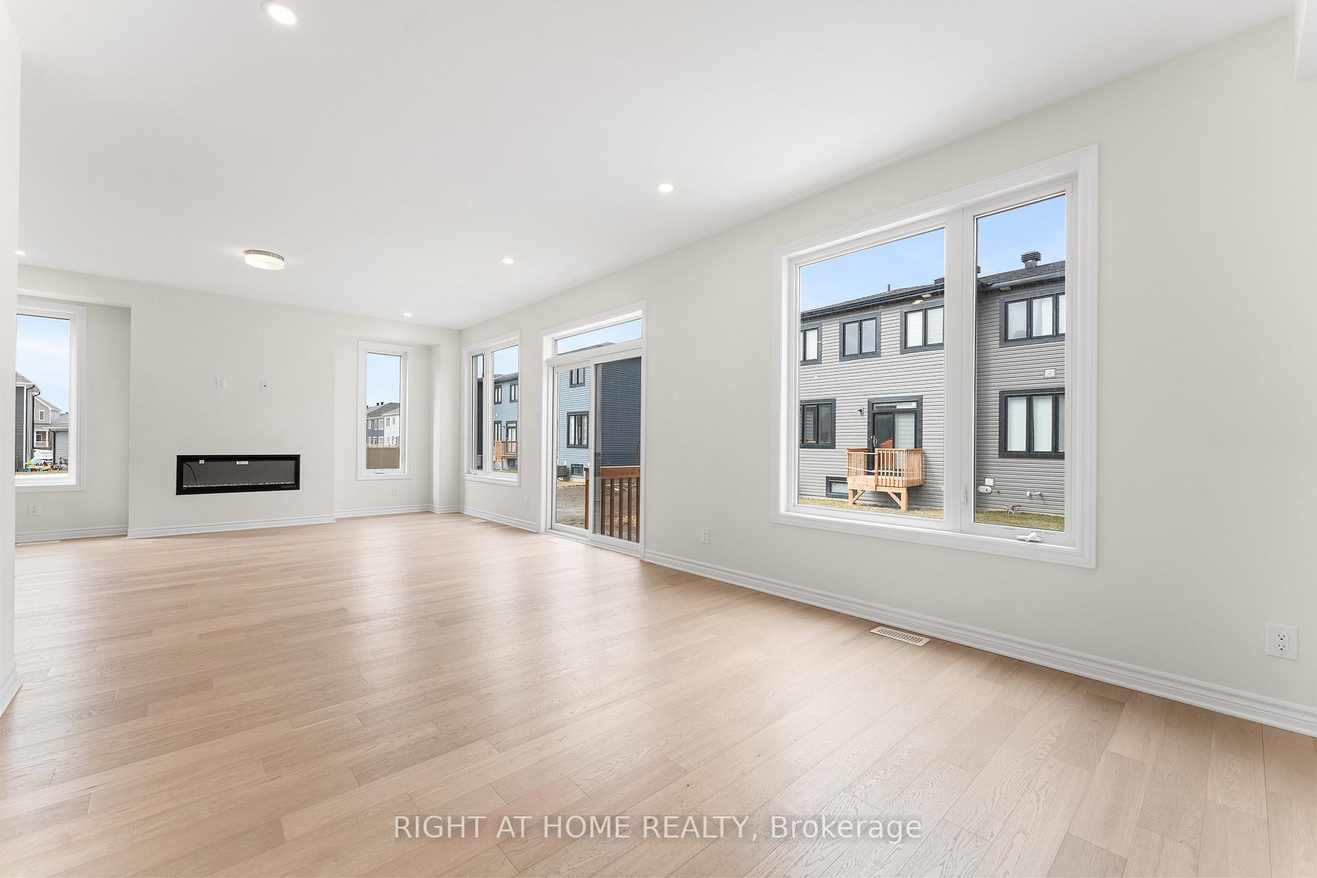 Photo 23 of 118 Lumen Place, Ottawa, Chapel Hill South - Orleans Village — HOMEH