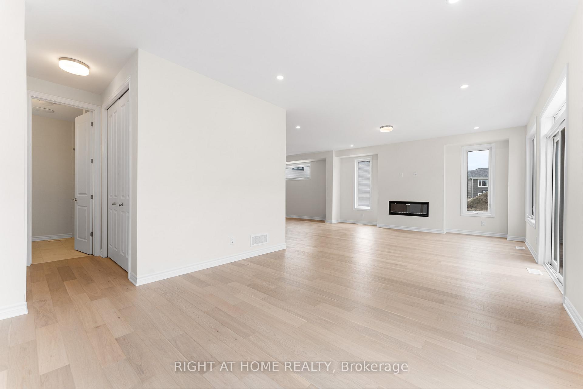 Photo 24 of 118 Lumen Place, Ottawa, Chapel Hill South - Orleans Village — HOMEH