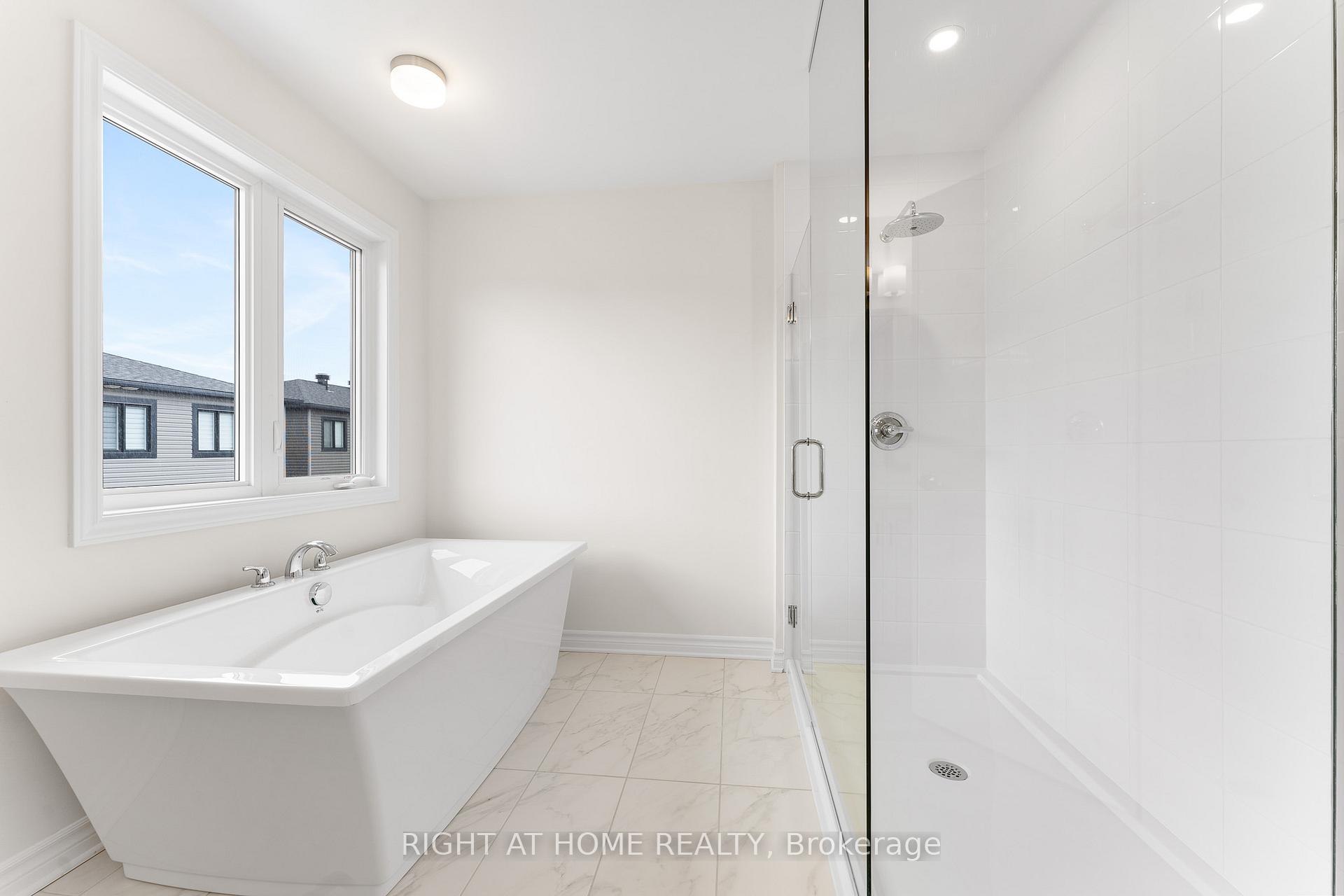 Photo 35 of 118 Lumen Place, Ottawa, Chapel Hill South - Orleans Village — HOMEH