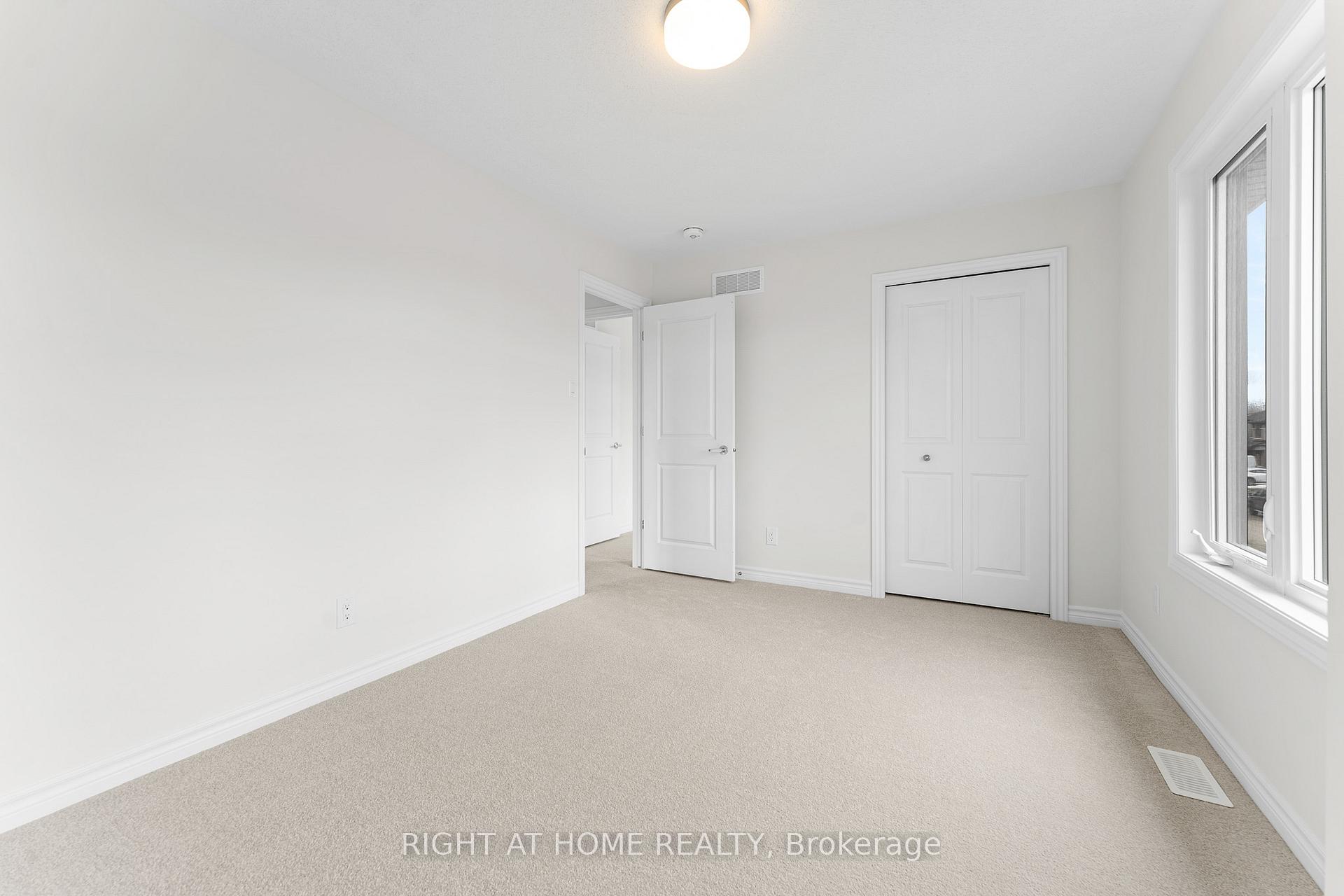 Photo 40 of 118 Lumen Place, Ottawa, Chapel Hill South - Orleans Village — HOMEH