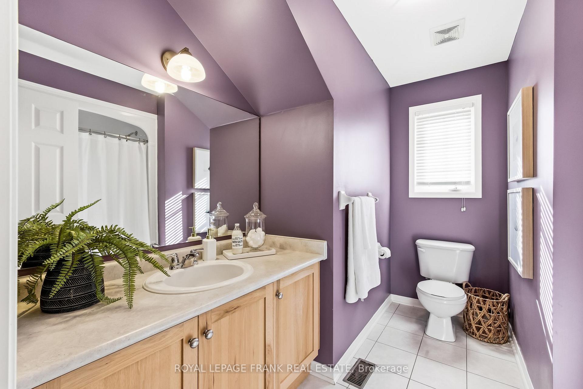 Photo 29 of 540 Woodmount Crescent, Oshawa, Samac — HOMEH