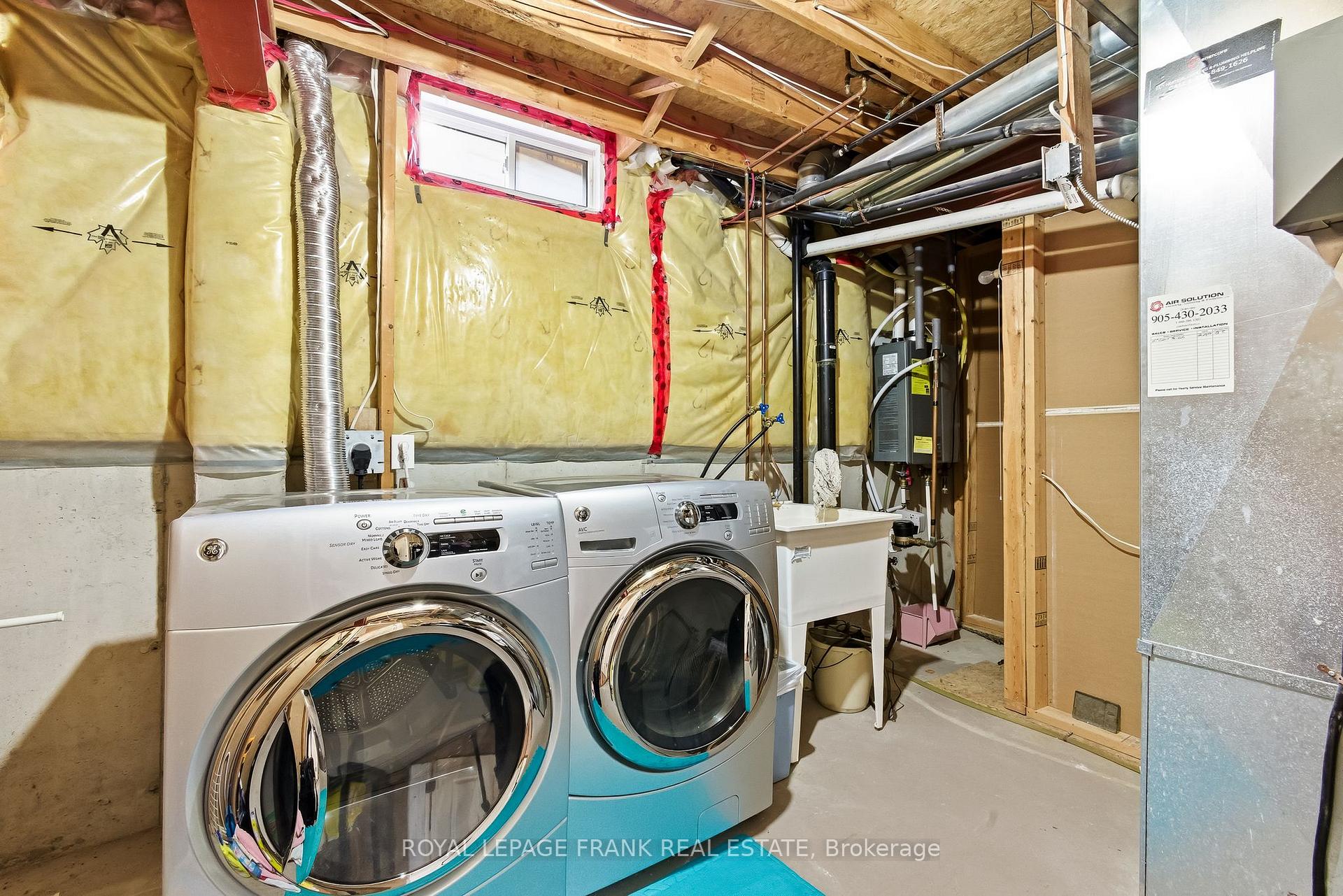 Photo 36 of 540 Woodmount Crescent, Oshawa, Samac — HOMEH