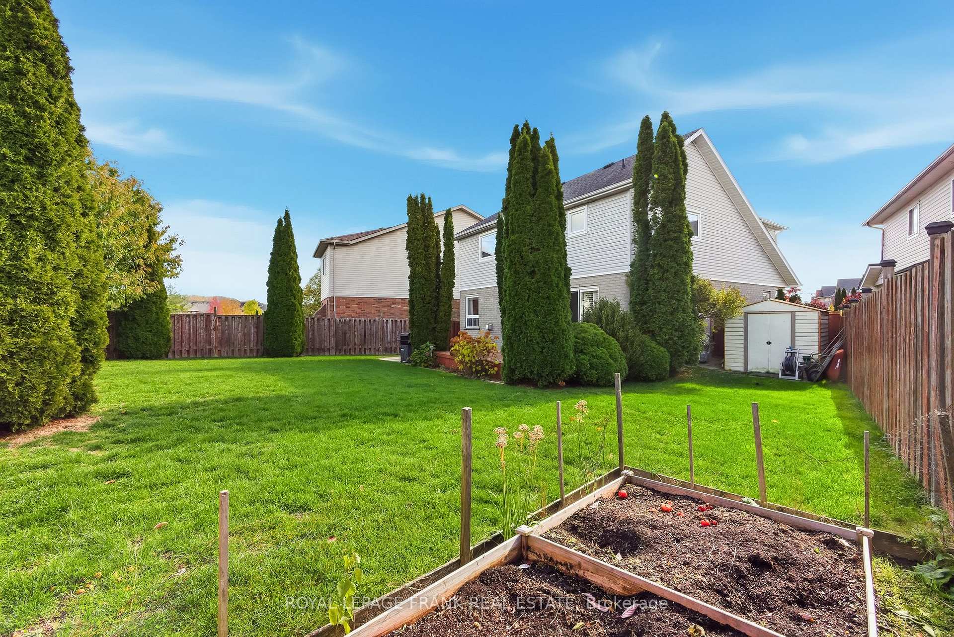 Photo 43 of 540 Woodmount Crescent, Oshawa, Samac — HOMEH