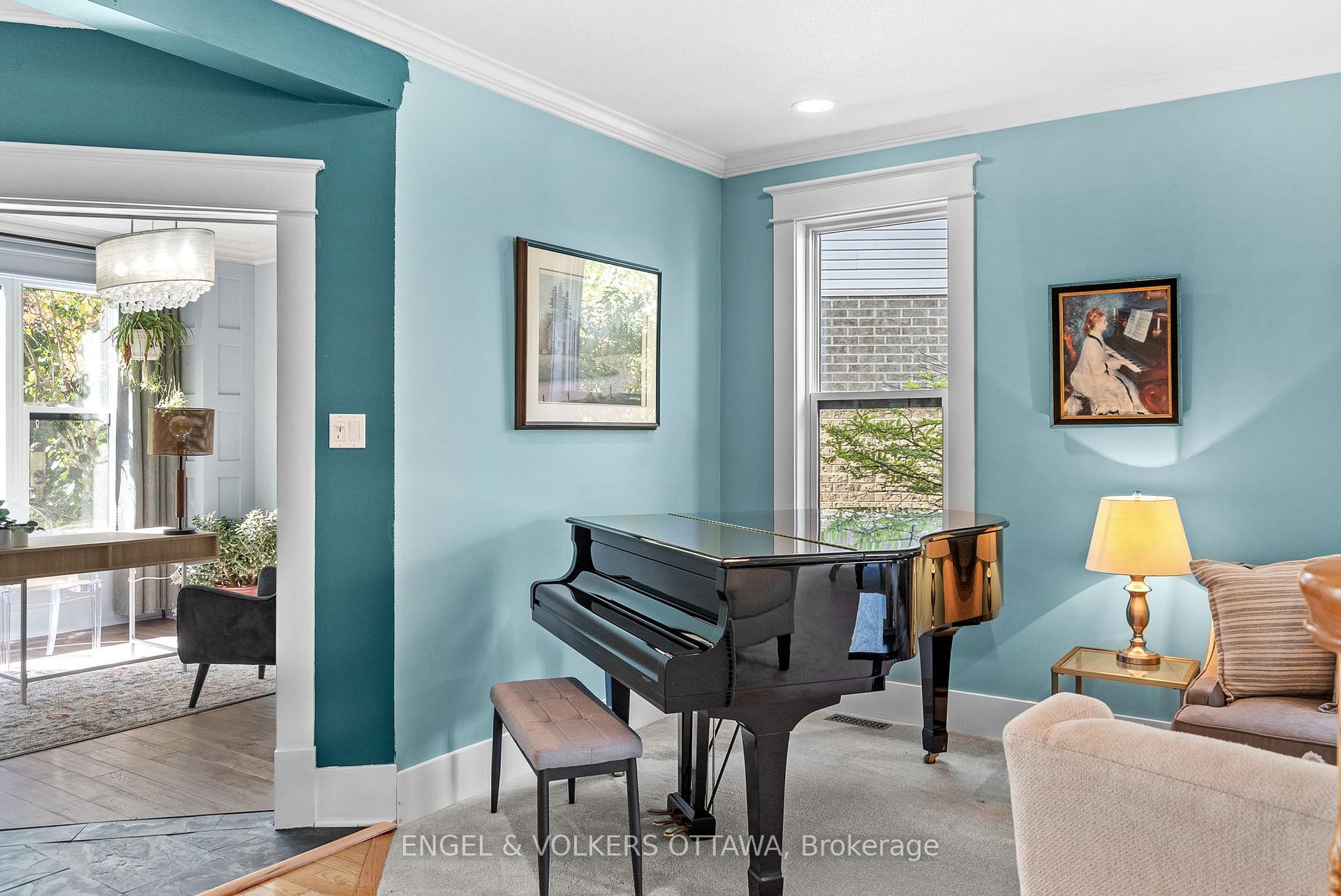 Photo 7 of 2139 Blue Willow Crescent, Ottawa, Chapel Hill South - Orleans Village — HOMEH