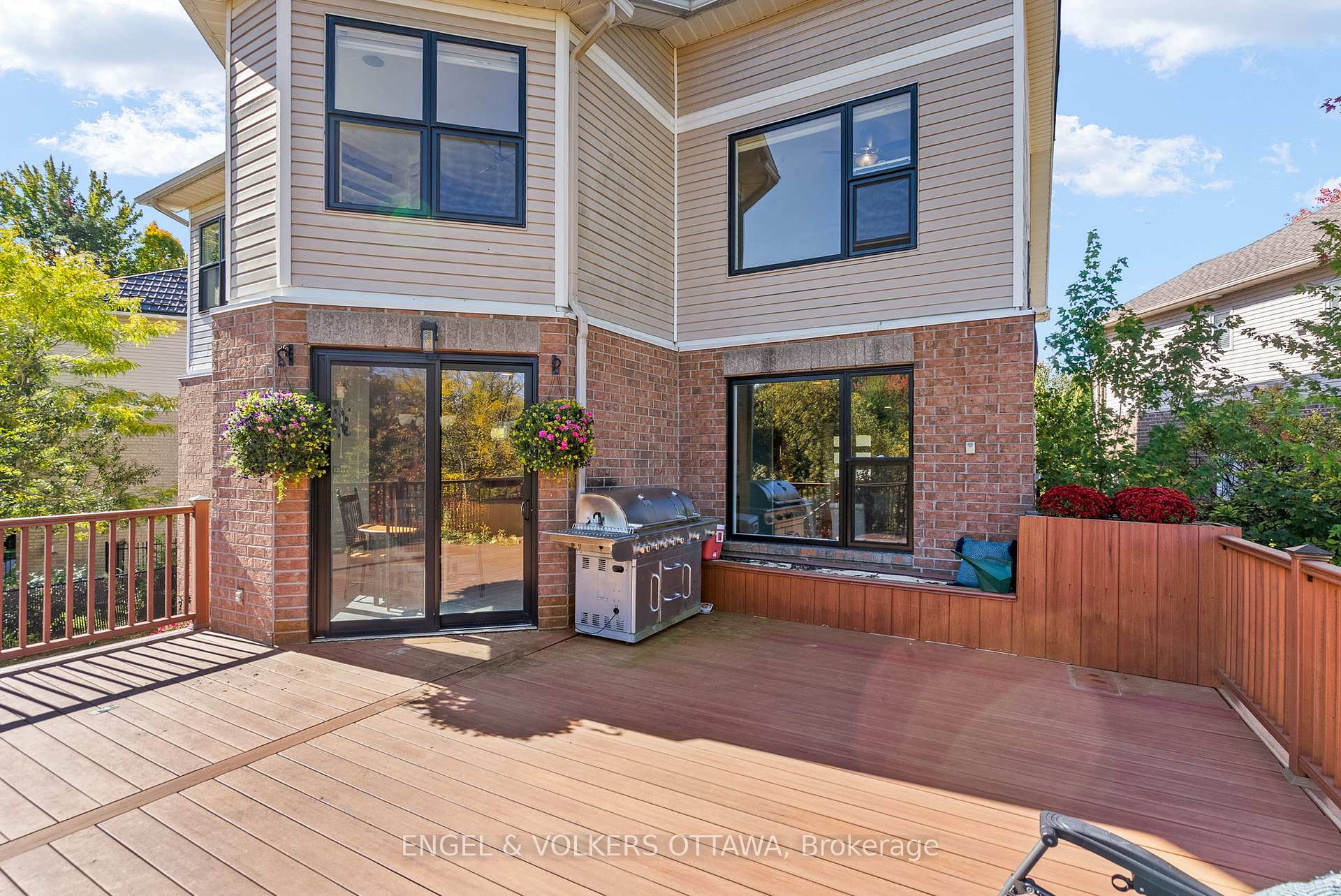 Photo 32 of 2139 Blue Willow Crescent, Ottawa, Chapel Hill South - Orleans Village — HOMEH