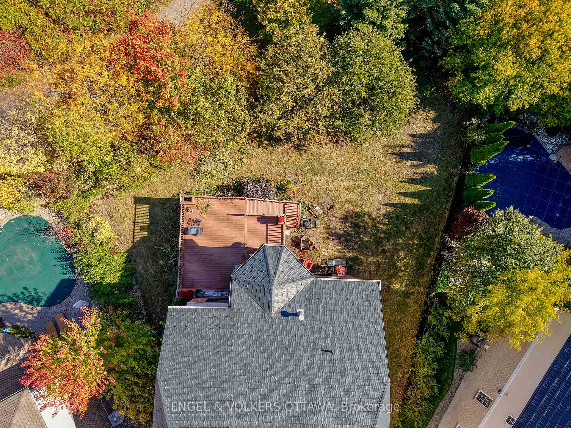 Photo 36 of 2139 Blue Willow Crescent, Ottawa, Chapel Hill South - Orleans Village — HOMEH