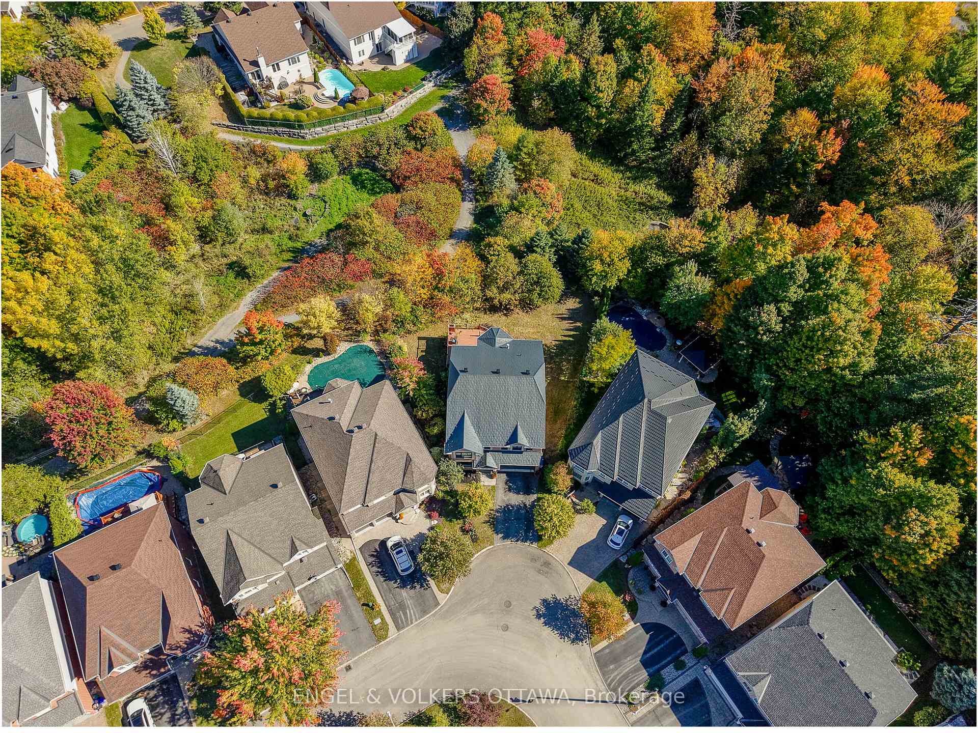 Photo 38 of 2139 Blue Willow Crescent, Ottawa, Chapel Hill South - Orleans Village — HOMEH