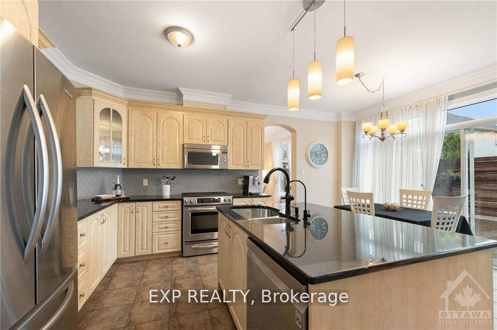 Photo 2 of 82 Branthaven Street, Ottawa, Avalon East — HOMEH