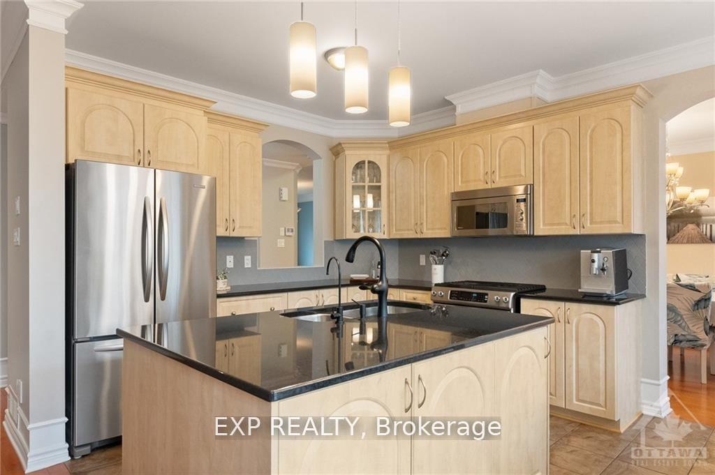Photo 3 of 82 Branthaven Street, Ottawa, Avalon East — HOMEH