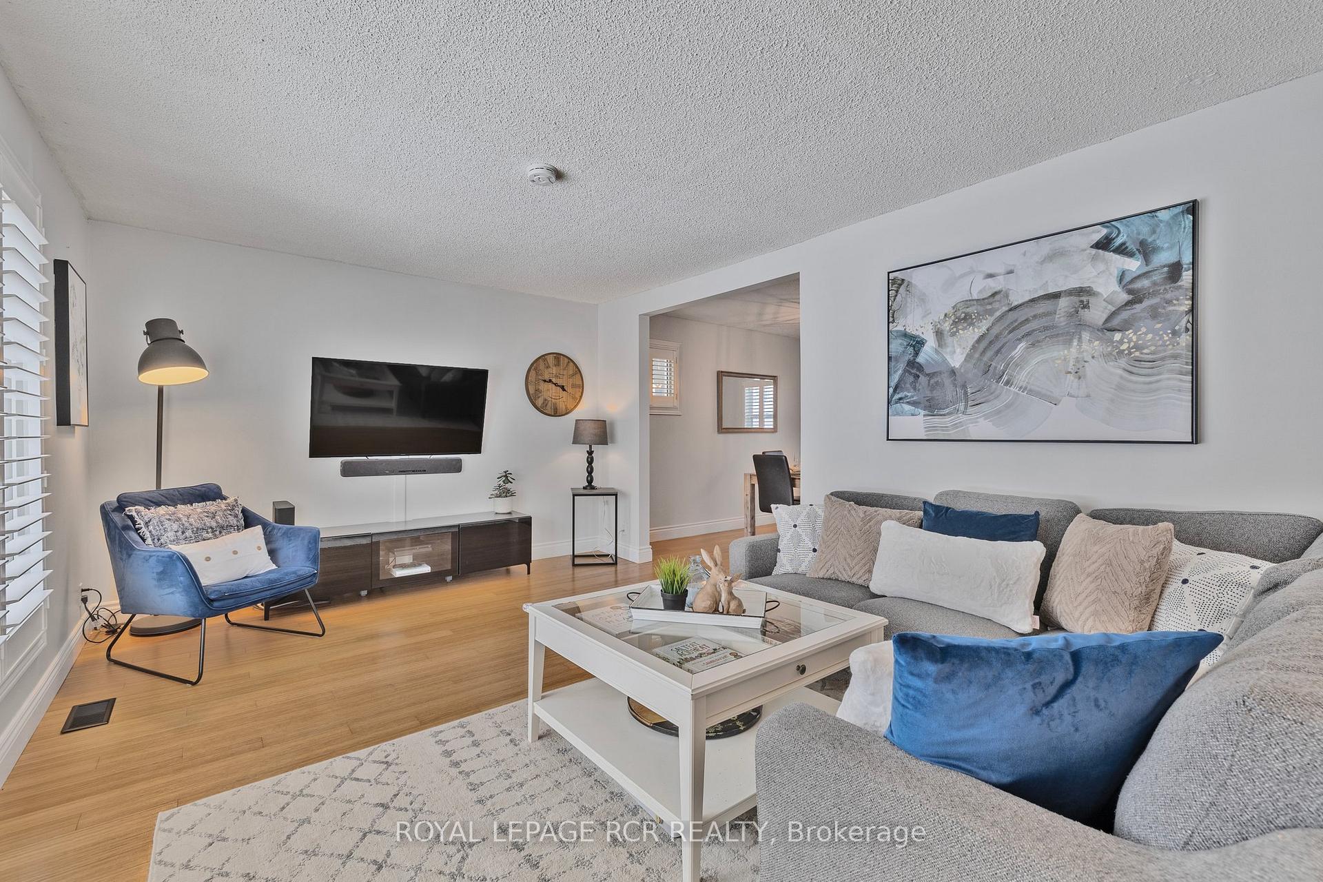 Photo 3 of 273 Rogers Road, Newmarket, Central Newmarket — HOMEH