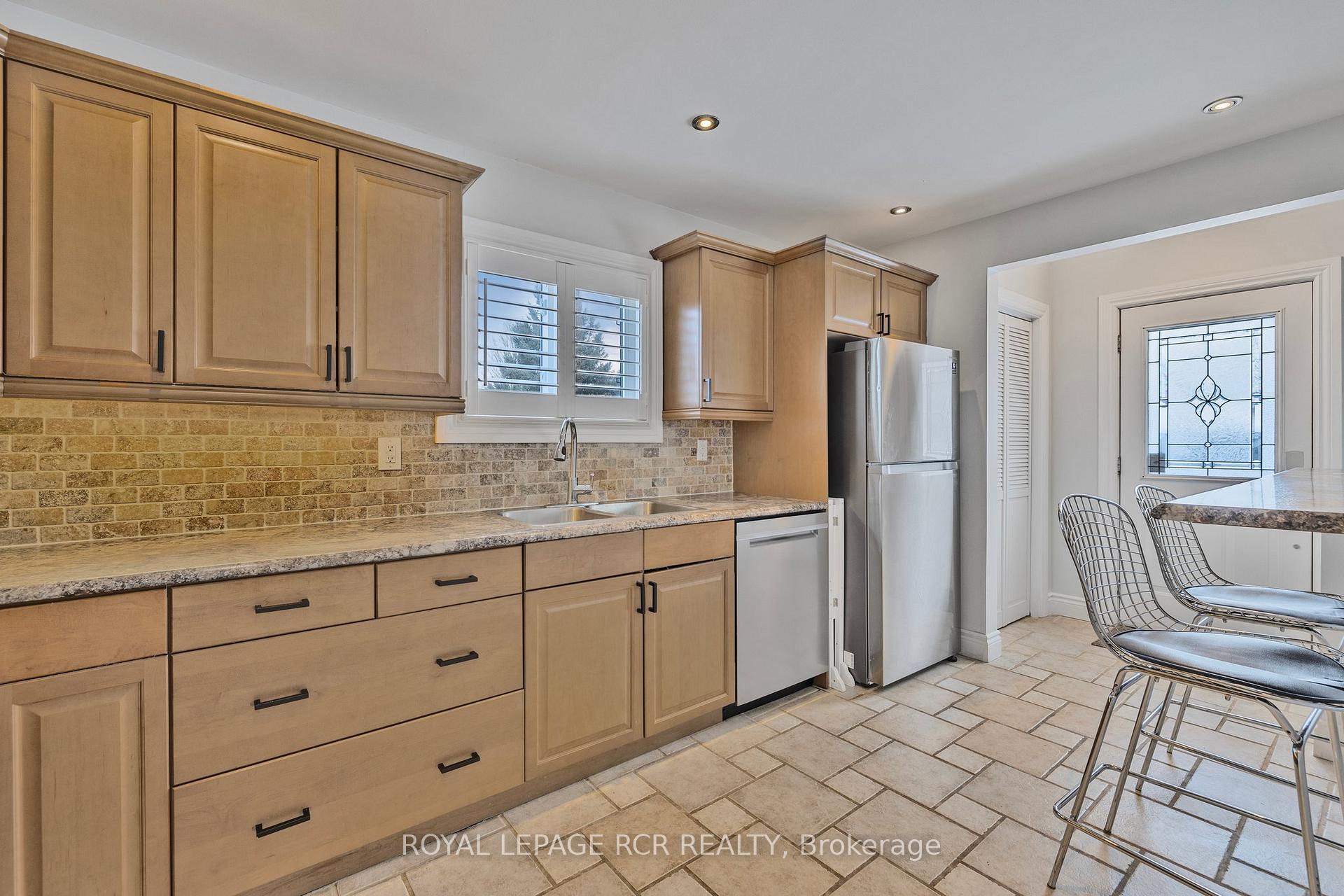 Photo 15 of 273 Rogers Road, Newmarket, Central Newmarket — HOMEH