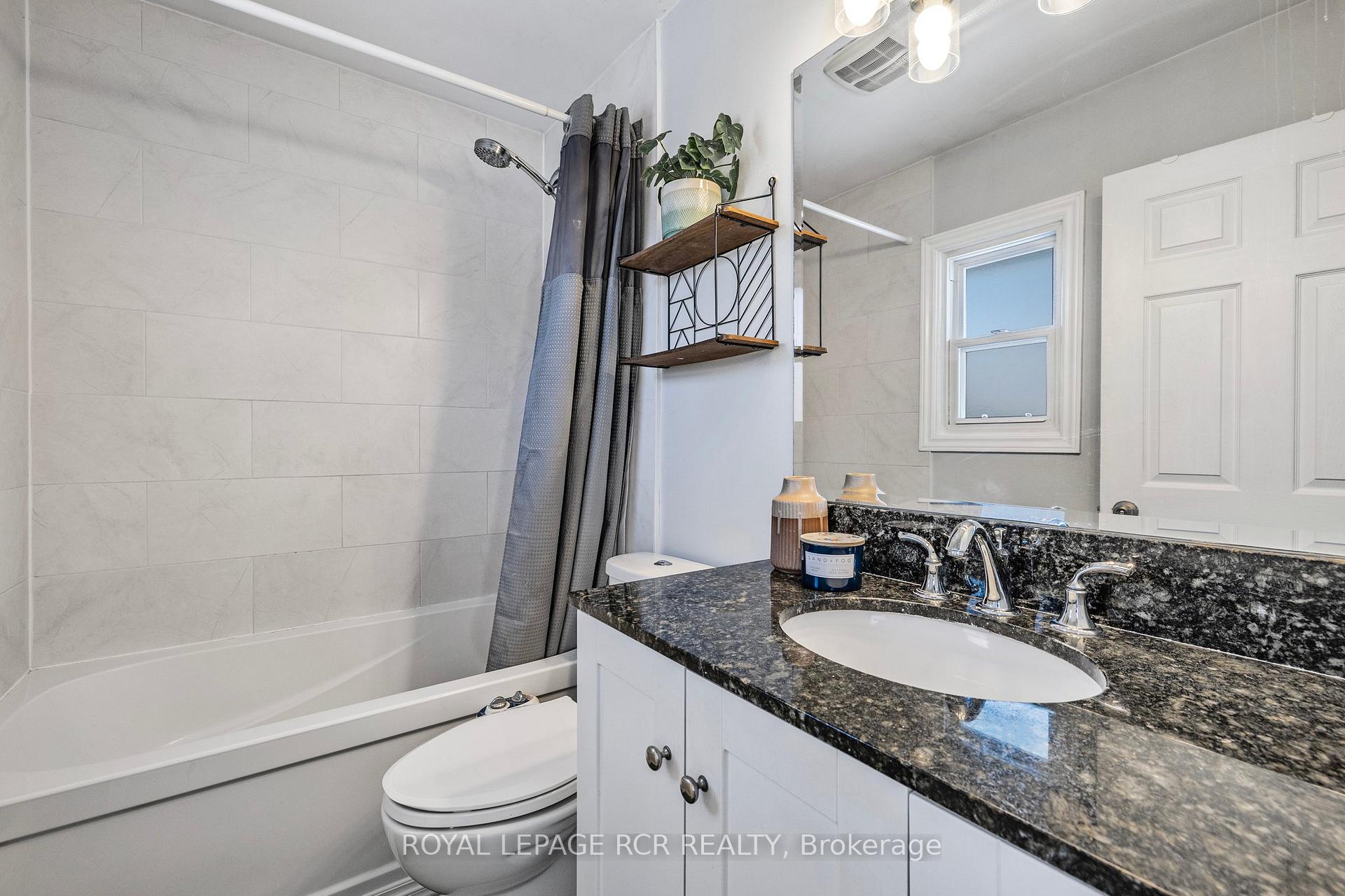 Photo 16 of 273 Rogers Road, Newmarket, Central Newmarket — HOMEH
