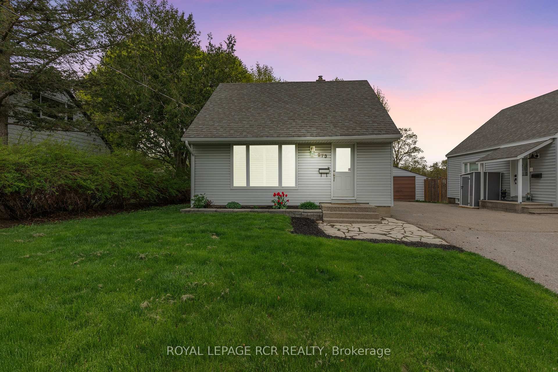 Photo 42 of 273 Rogers Road, Newmarket, Central Newmarket — HOMEH