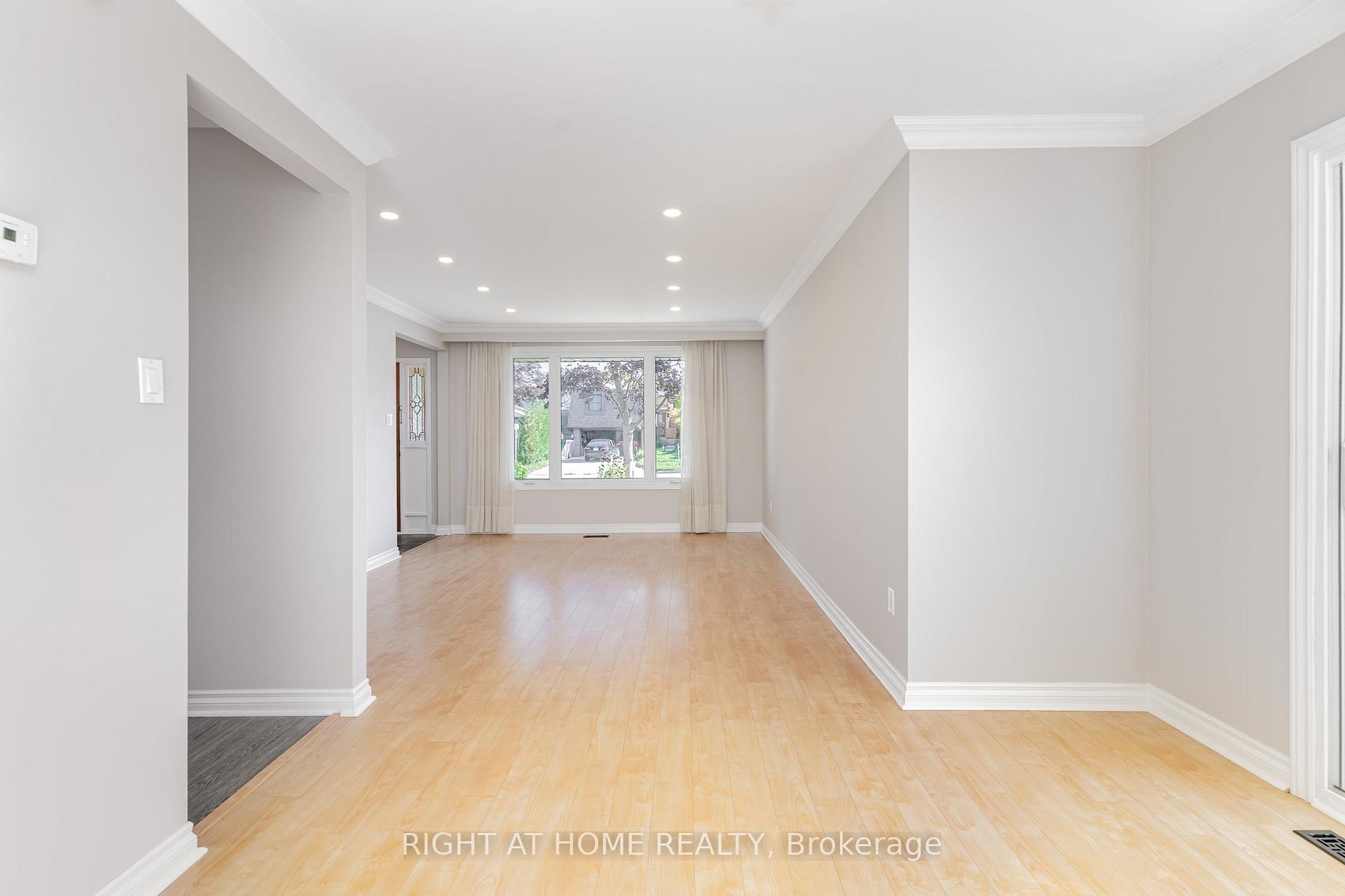 Photo 6 of 420 Safari Drive, Oshawa, Eastdale — HOMEH